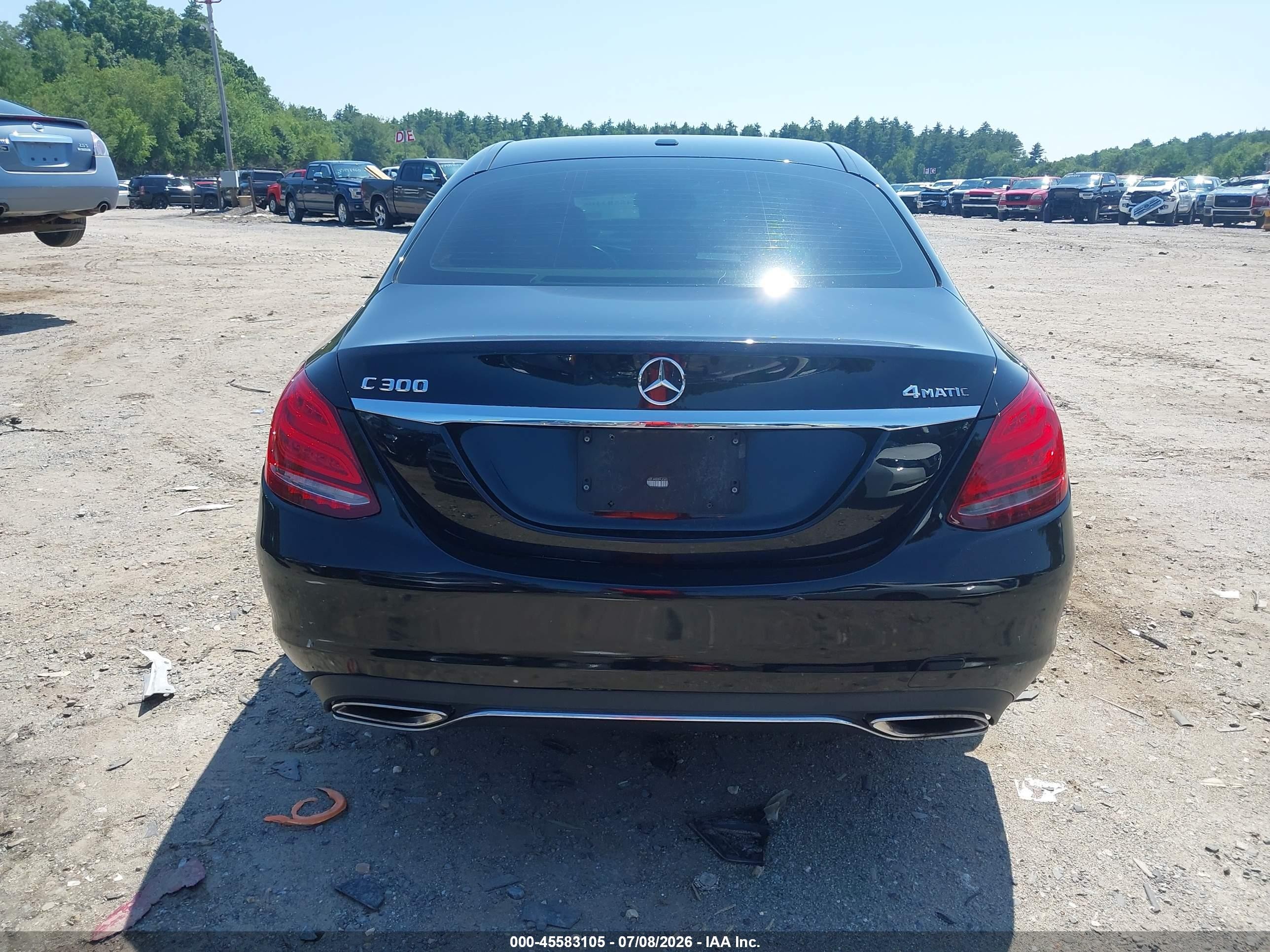 2015 Mercedes-benz C 300 4matic Black vin: 55SWF4KB4FU012319