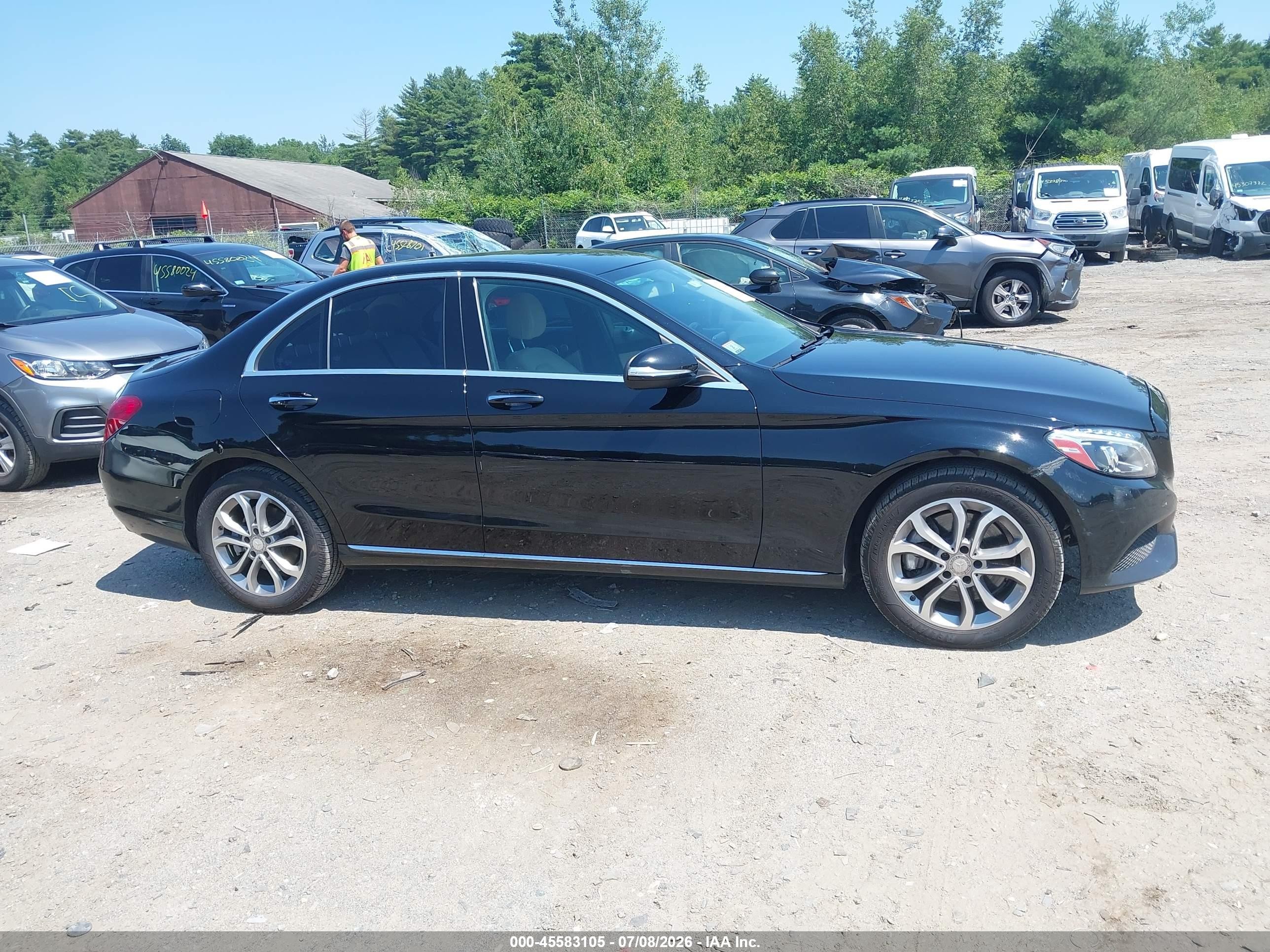 2015 Mercedes-benz C 300 4matic Black vin: 55SWF4KB4FU012319