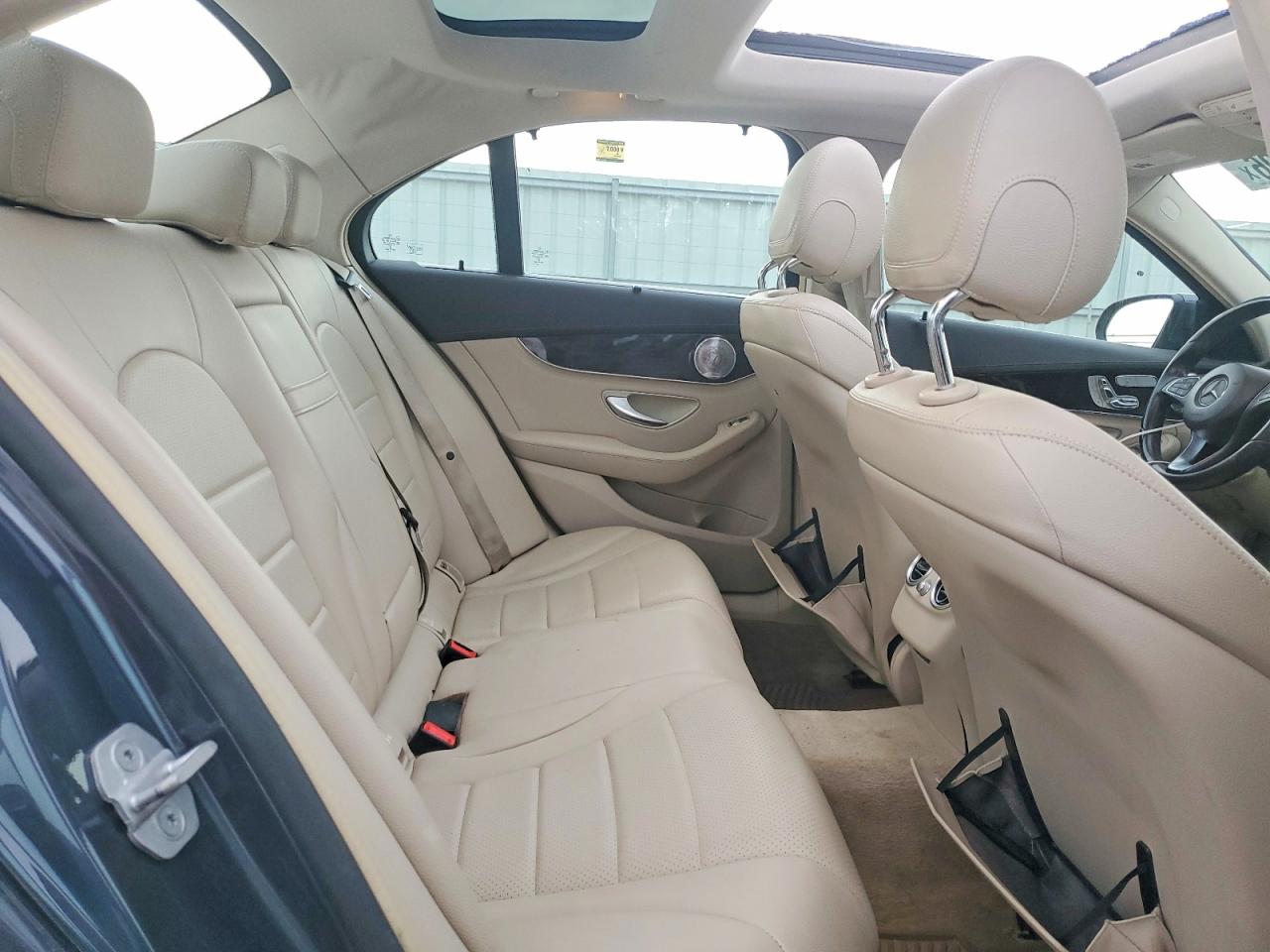 2015 Mercedes-benz C 300 4matic Gray vin: 55SWF4KB4FU019352
