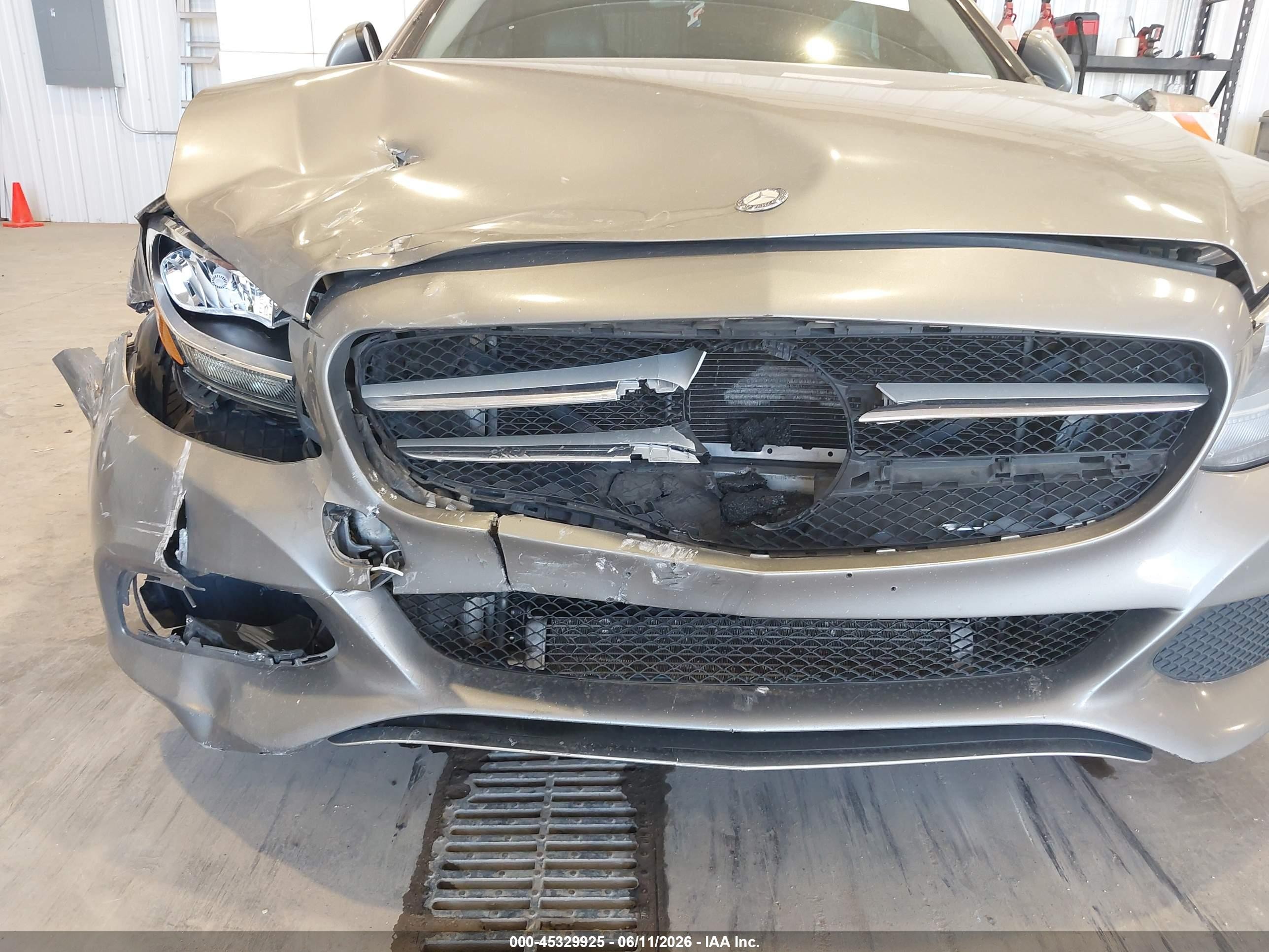 2015 Mercedes-benz C 300 4matic Gray vin: 55SWF4KB4FU020856