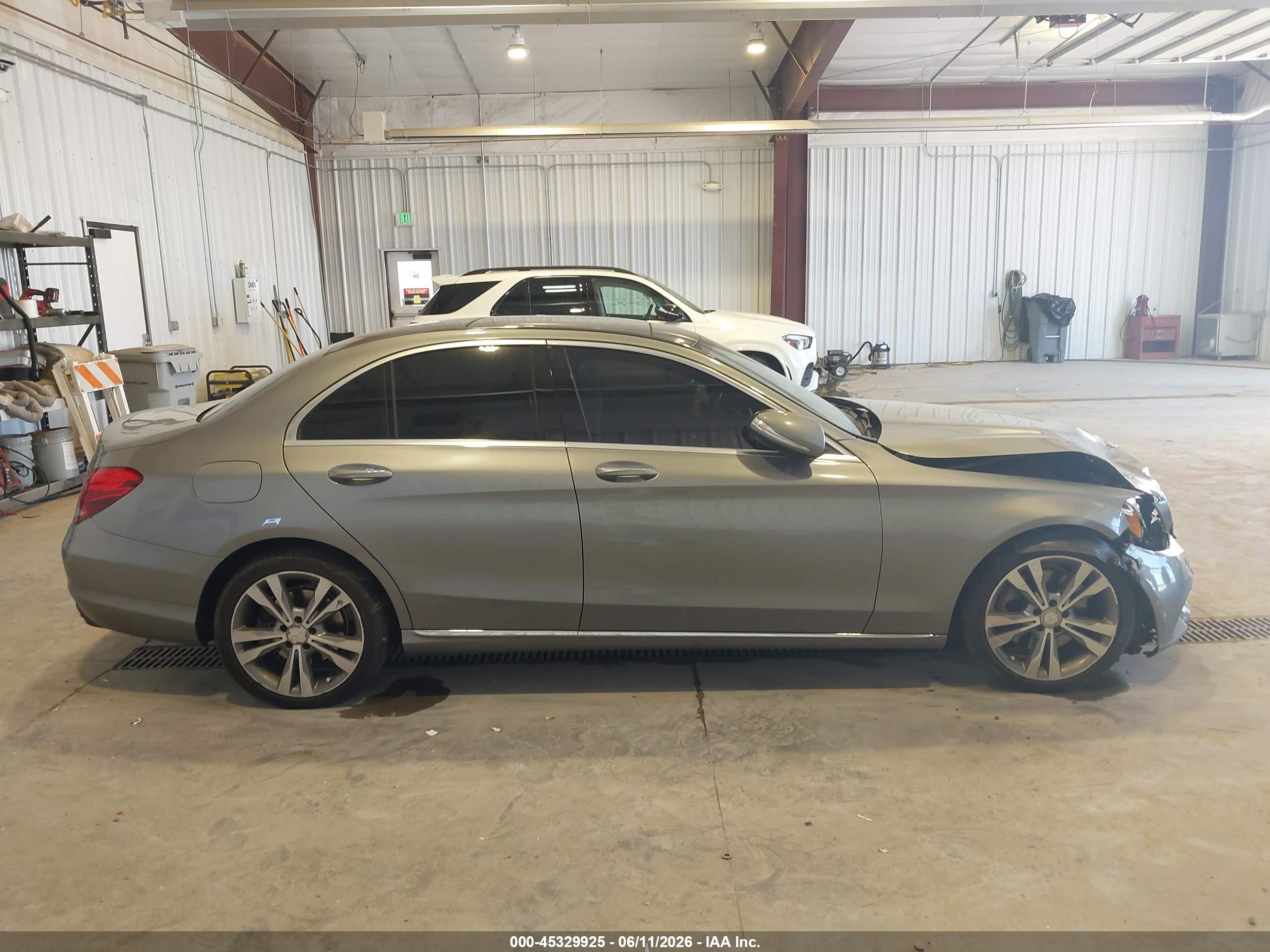 2015 Mercedes-benz C 300 4matic Gray vin: 55SWF4KB4FU020856