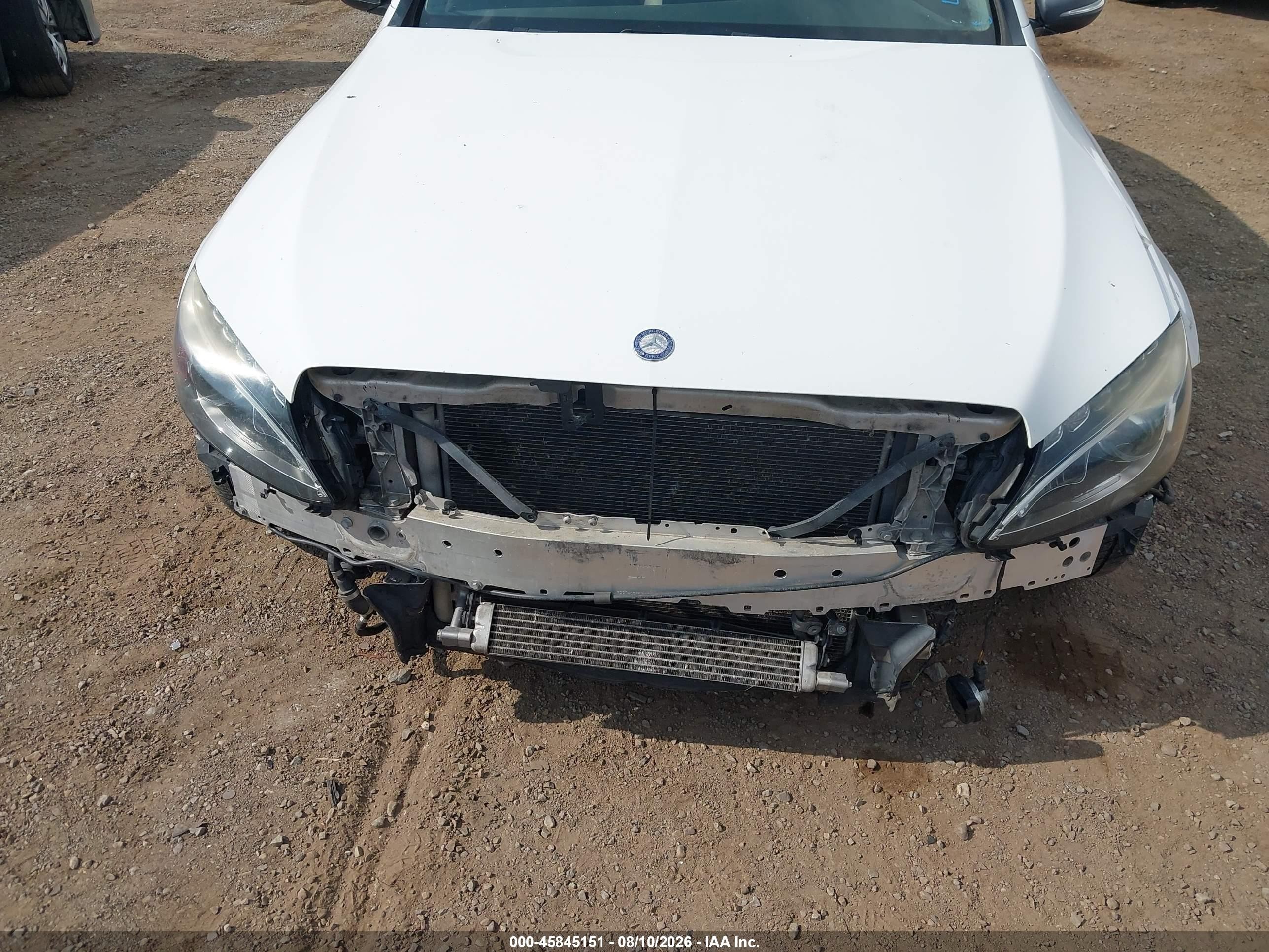 2015 Mercedes-benz C 300 4matic White vin: 55SWF4KB4FU021697