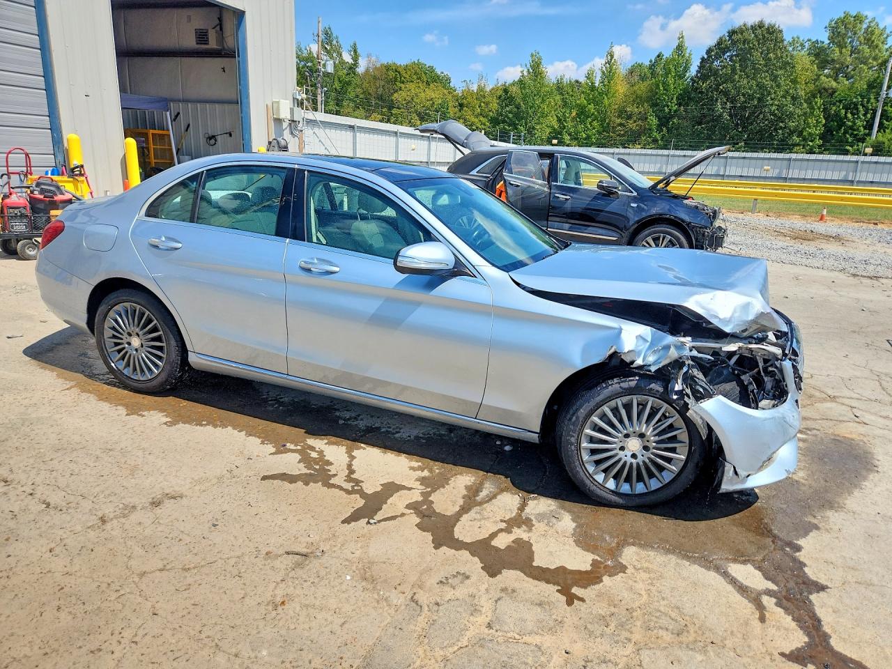 2015 Mercedes-benz C 300 4matic Silver vin: 55SWF4KB4FU022994