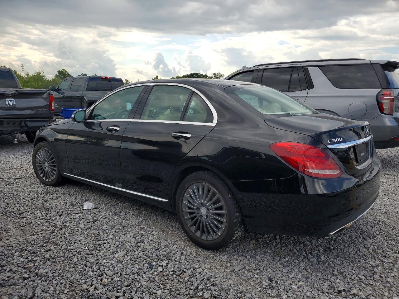 2015 Mercedes-benz C 300 4matic Black vin: 55SWF4KB4FU027905