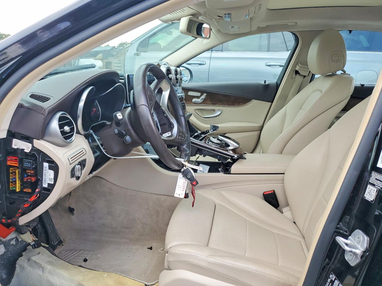 2015 Mercedes-benz C 300 4matic Black vin: 55SWF4KB4FU027905