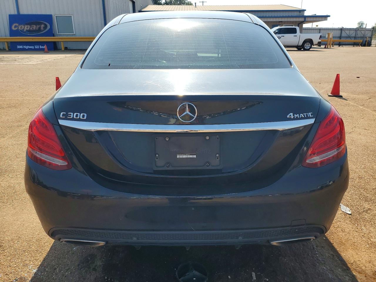 2015 Mercedes-benz C 300 4matic Black vin: 55SWF4KB4FU028469