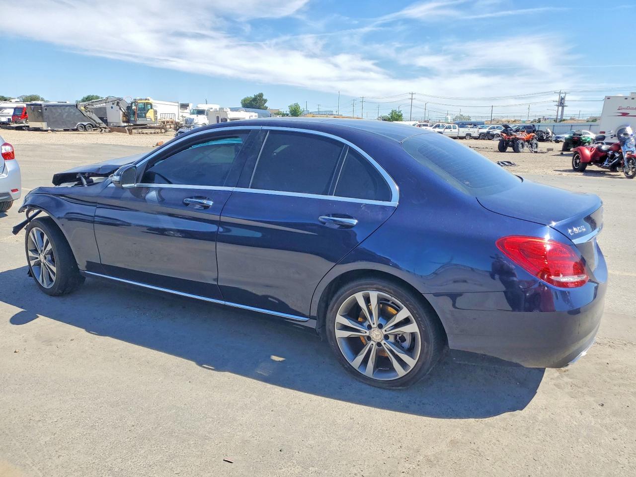 2015 Mercedes-benz C 300 4matic Blue vin: 55SWF4KB4FU029895