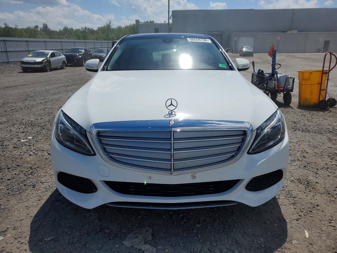 2015 Mercedes-benz C 300 4matic Белый vin: 55SWF4KB4FU049970