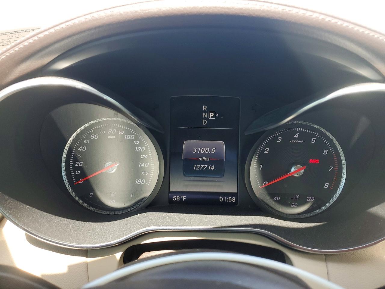 2015 Mercedes-benz C 300 4matic Белый vin: 55SWF4KB4FU049970