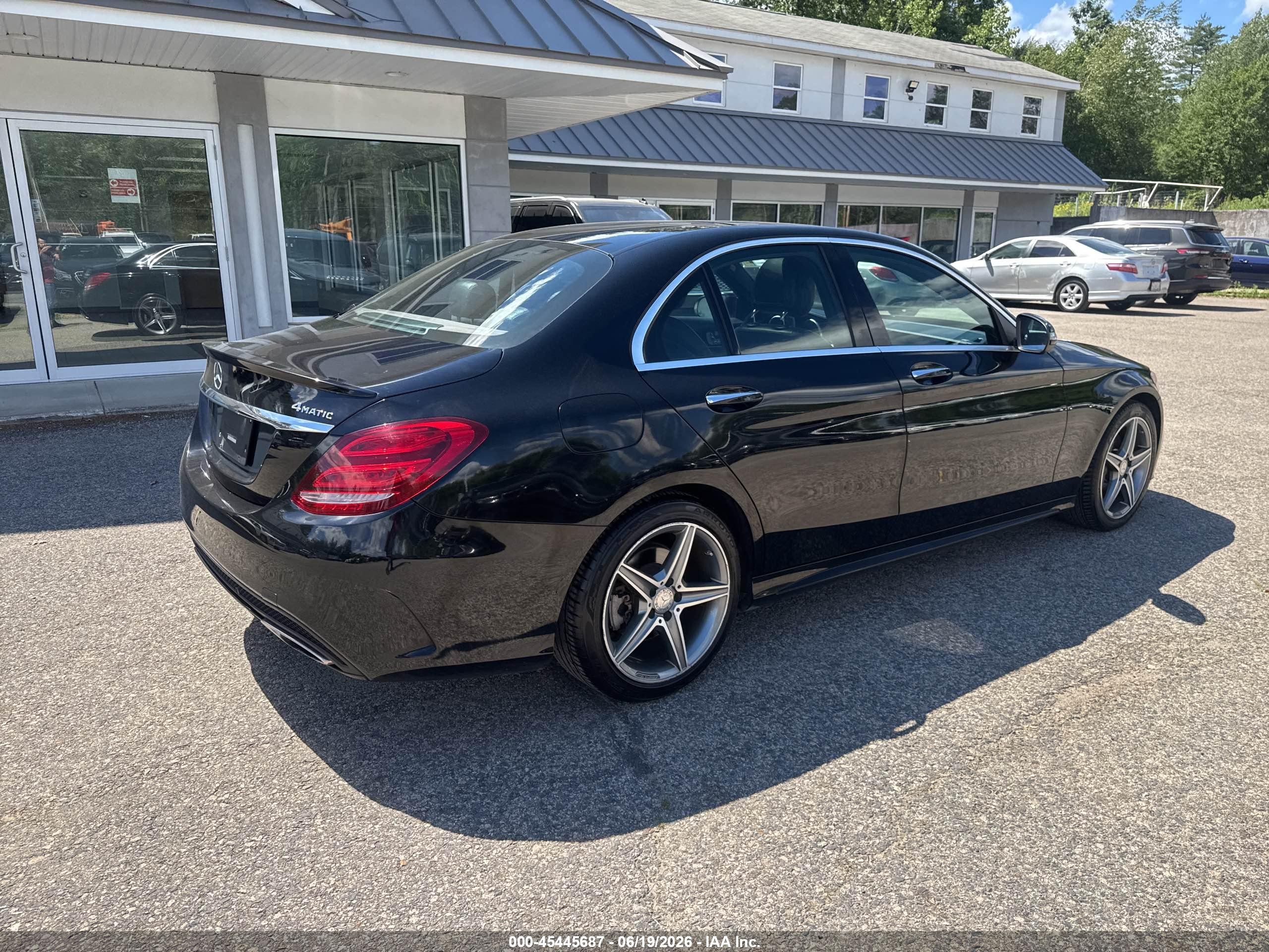 2015 Mercedes-benz C 300 Sport 4matic Black vin: 55SWF4KB4FU052464