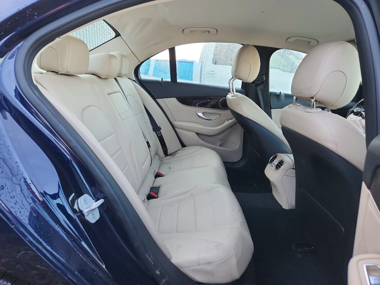 2015 Mercedes-benz C 300 4mat Blue vin: 55SWF4KB4FU075050