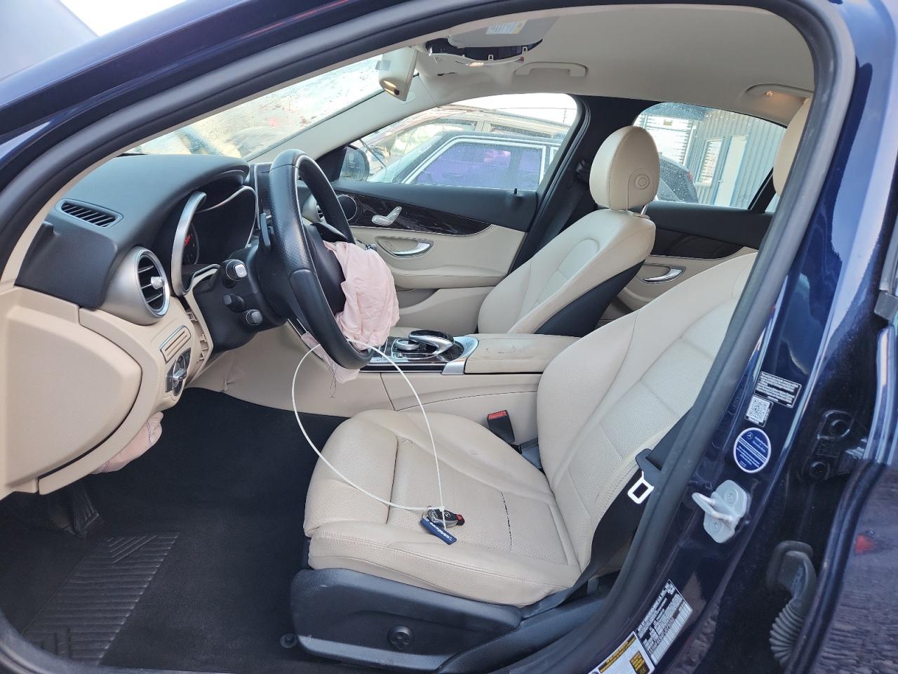 2015 Mercedes-benz C 300 4mat Blue vin: 55SWF4KB4FU075050 Damage: Left Front Seat Cushion, Torn, > 12 Inches