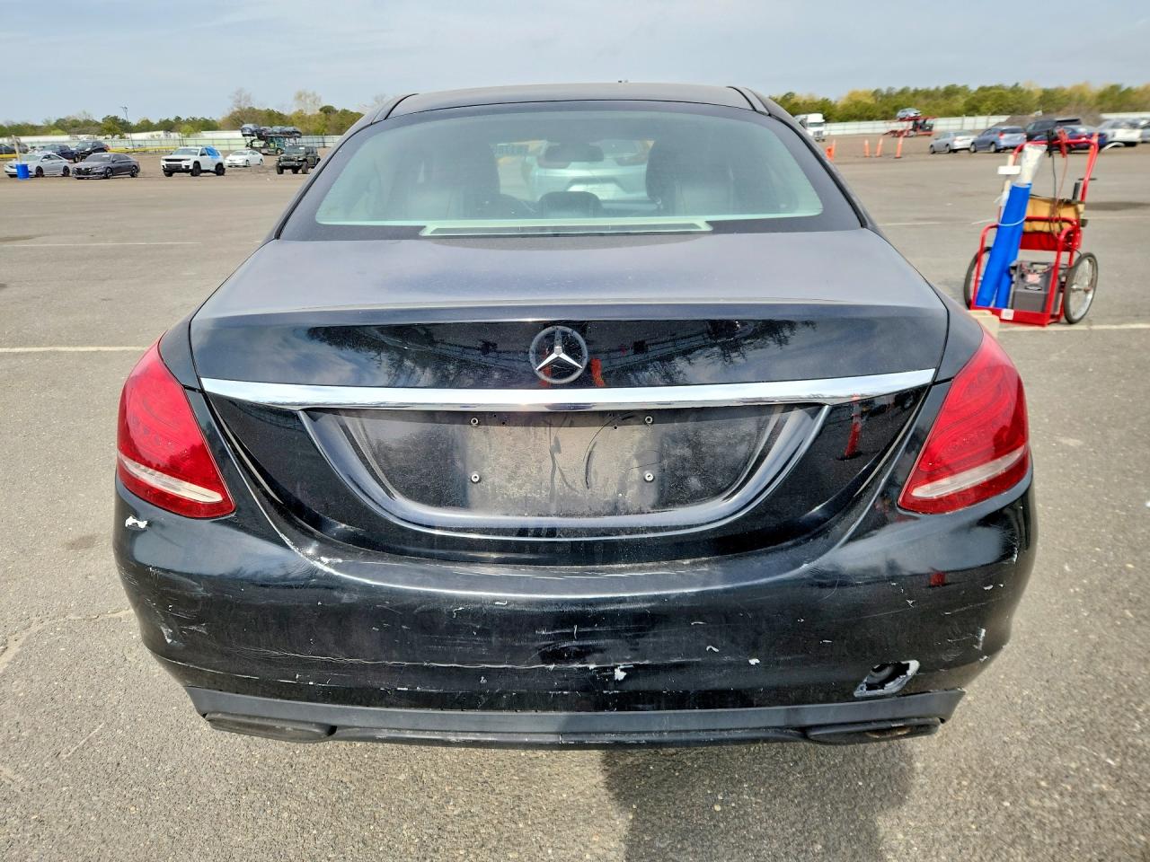 2015 Mercedes-benz C 300 4matic Черный vin: 55SWF4KB4FU093550