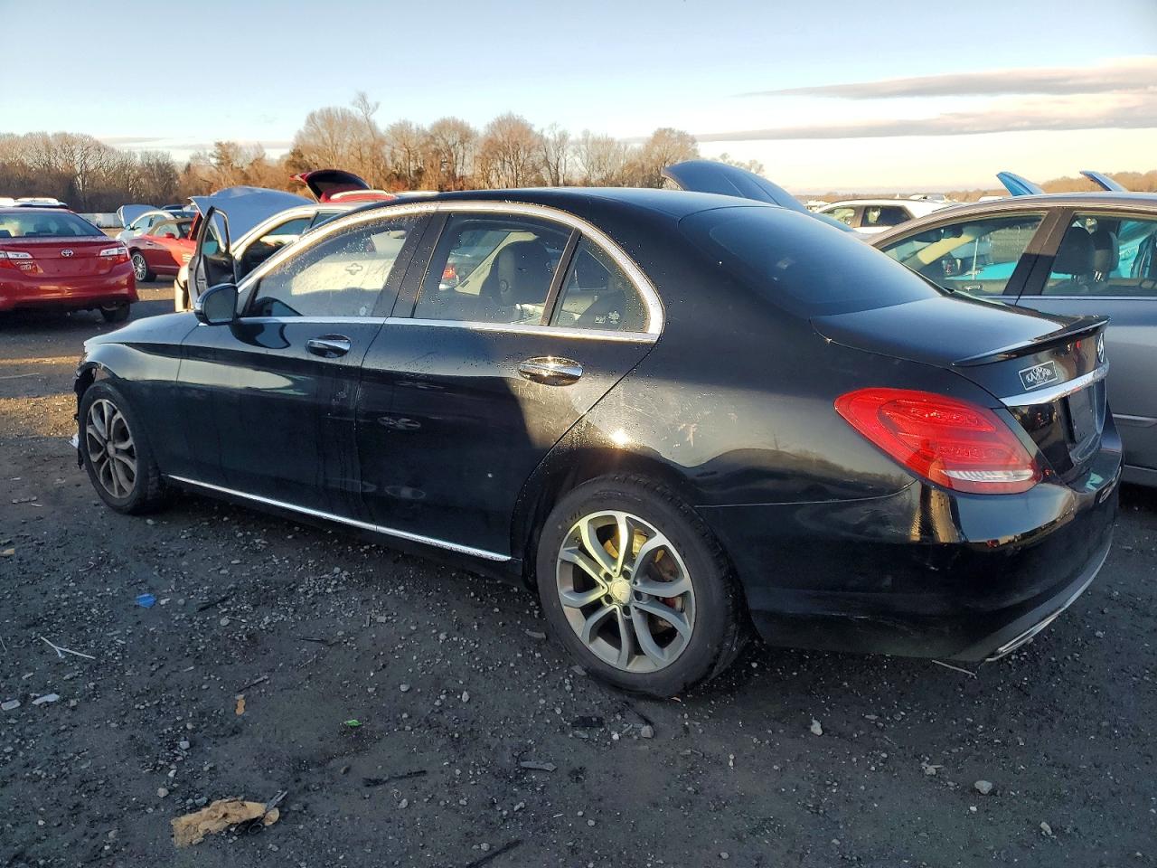 2016 Mercedes-benz C 300 4matic Black vin: 55SWF4KB4GU114611