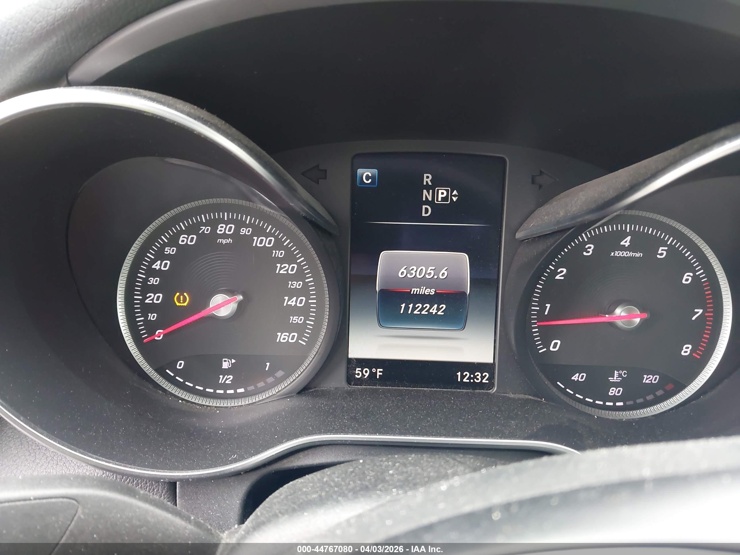 2015 Mercedes-benz C 300 4matic Белый vin: 55SWF4KB5FU010675