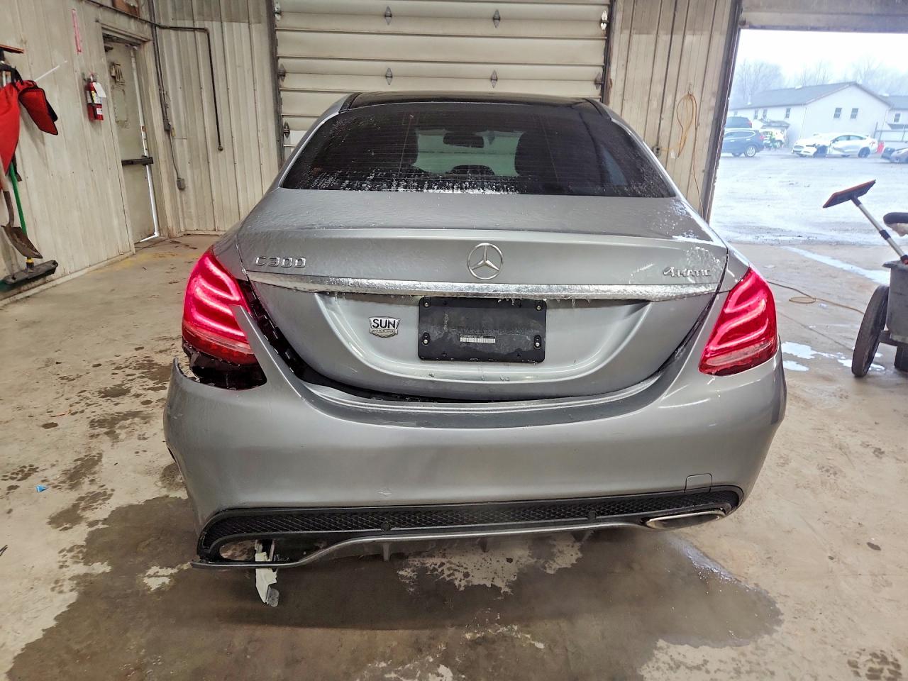 2015 Mercedes-benz C 300 4matic Gray vin: 55SWF4KB5FU011549