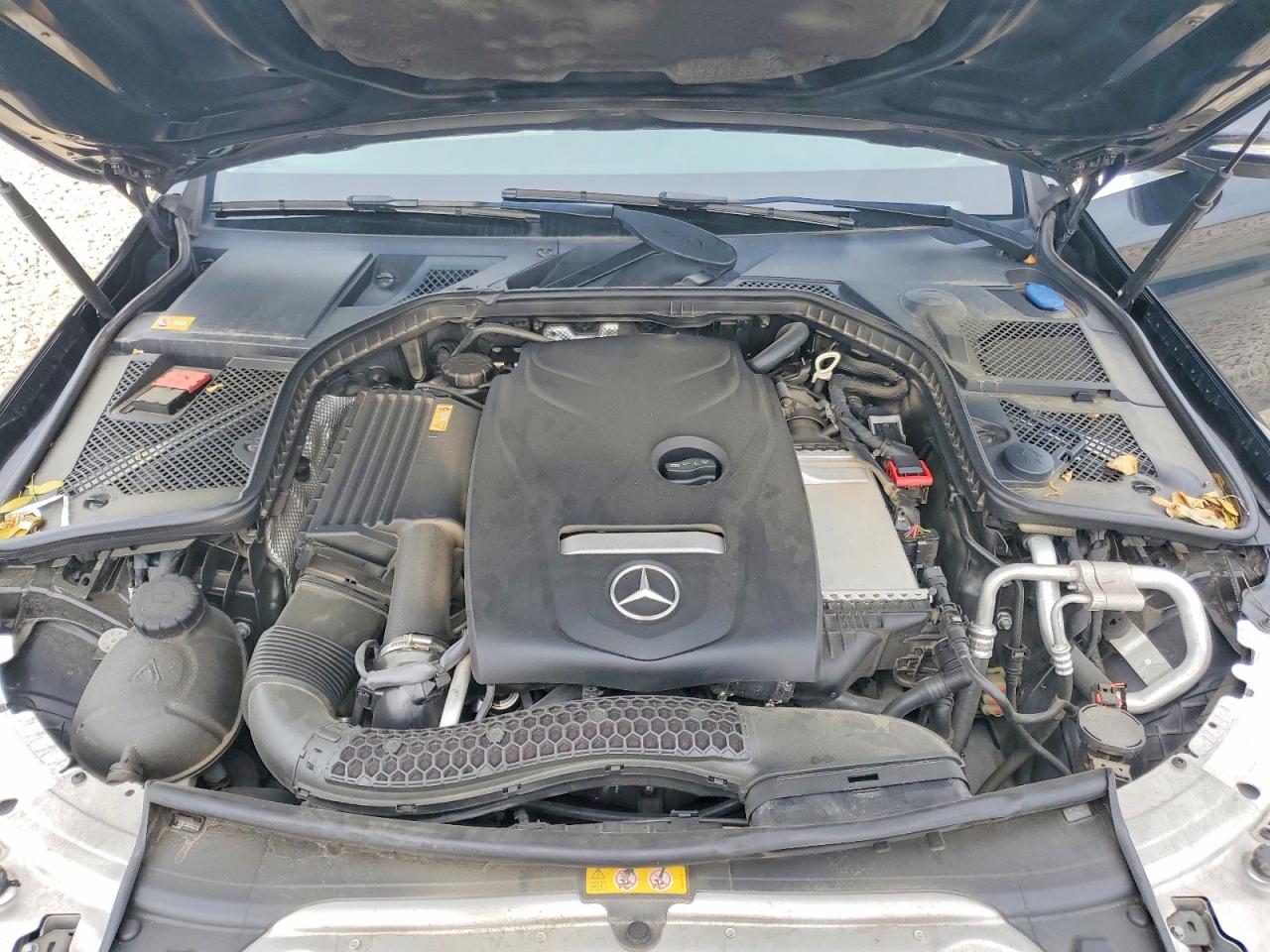 2015 Mercedes-benz C 300 4matic Black vin: 55SWF4KB5FU012717