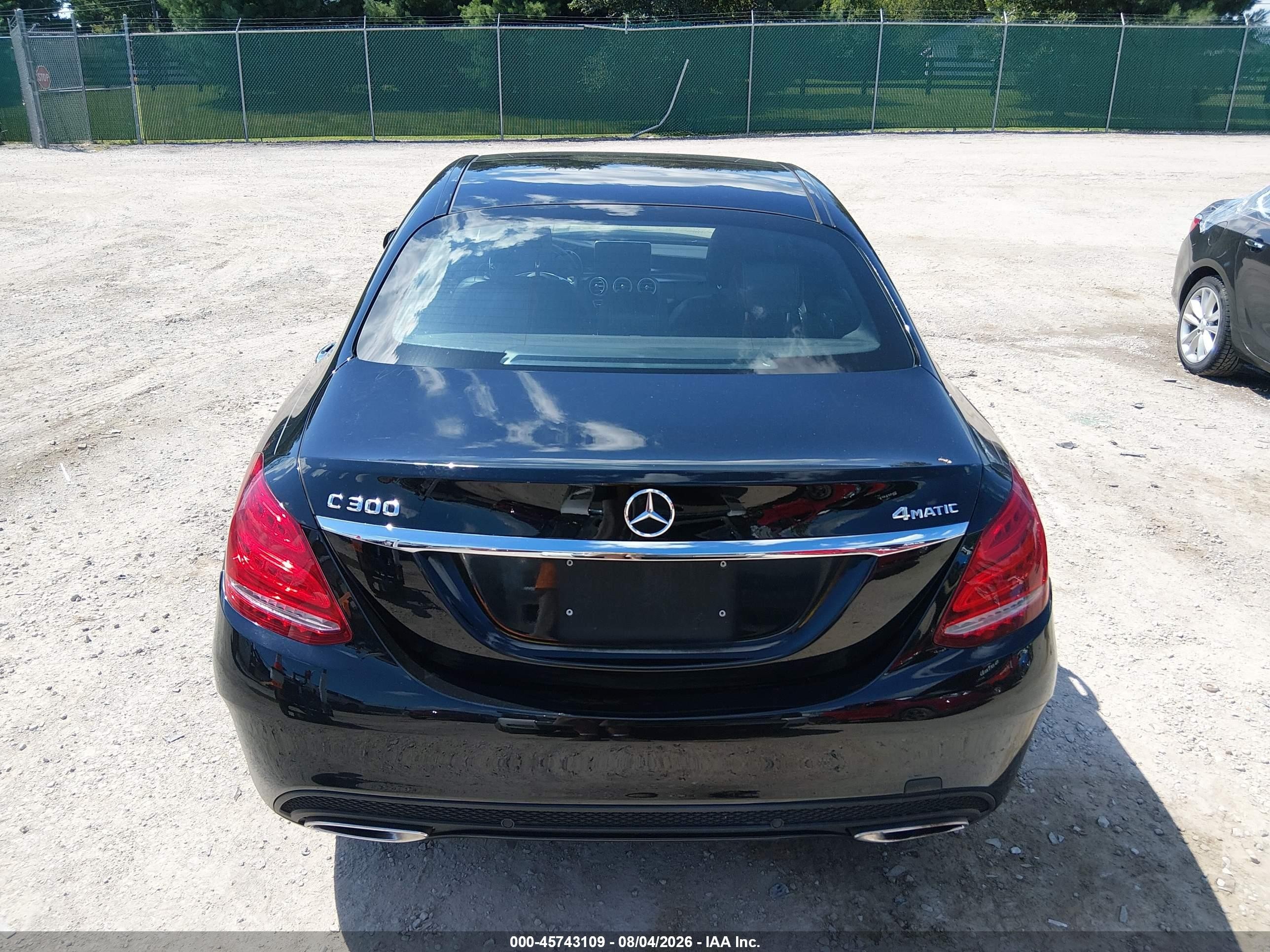 2015 Mercedes-benz C 300 Sport 4matic Black vin: 55SWF4KB5FU013043