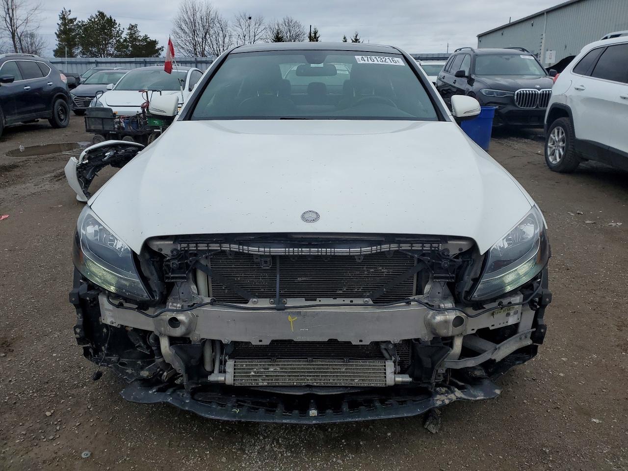 2015 Mercedes-benz C 300 4matic Белый vin: 55SWF4KB5FU022454