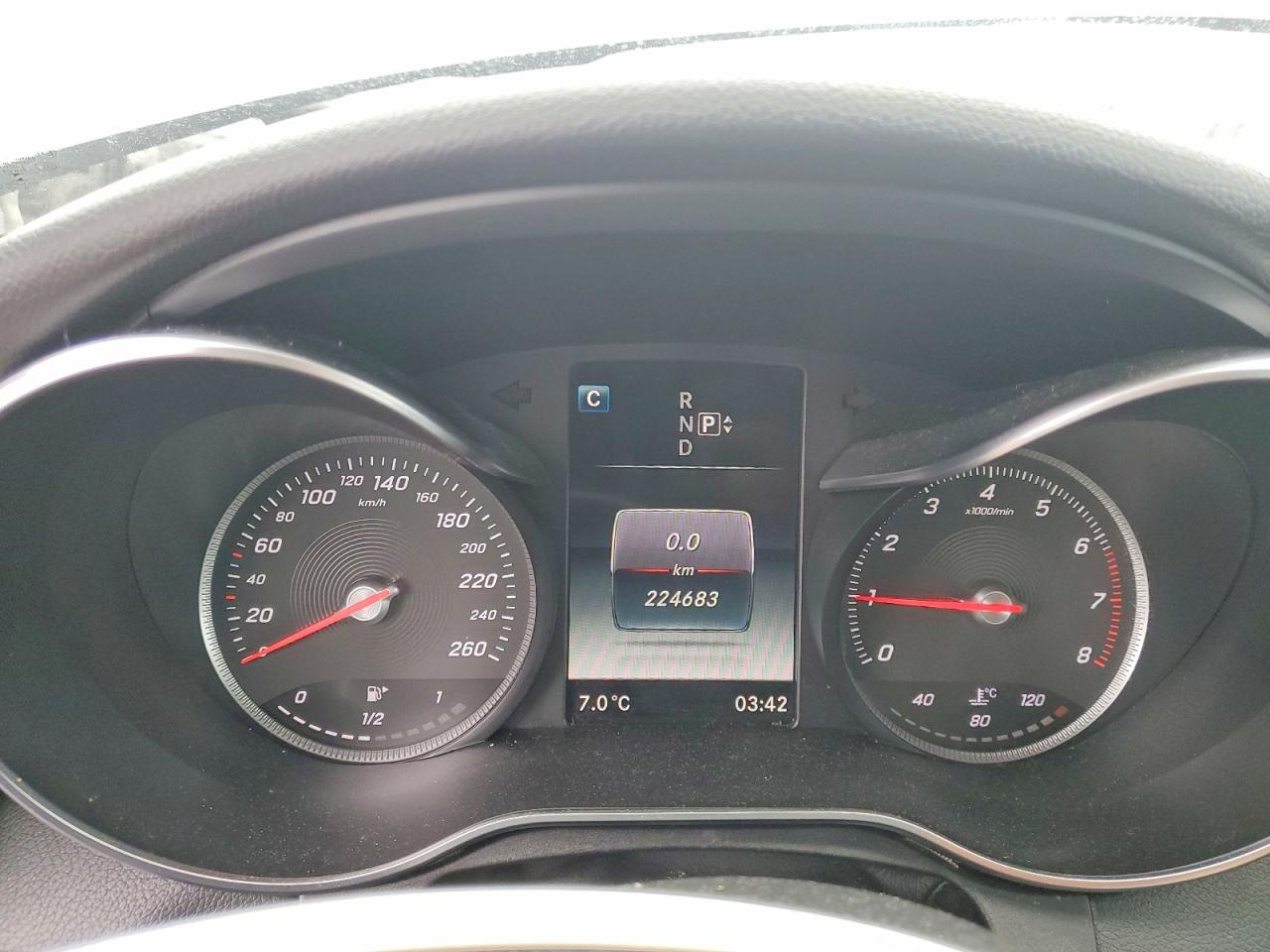 2015 Mercedes-benz C 300 4matic Белый vin: 55SWF4KB5FU022454