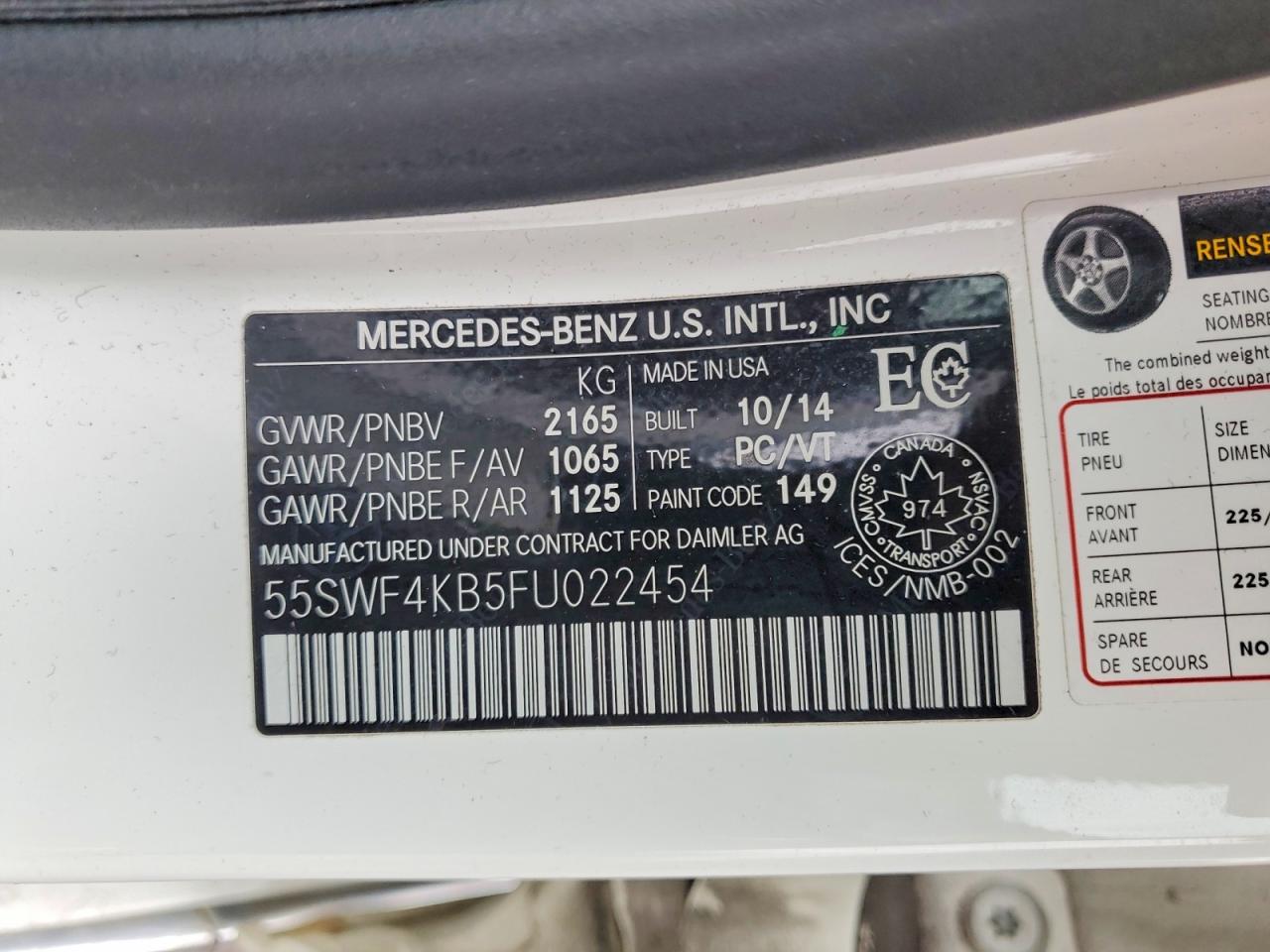 2015 Mercedes-benz C 300 4matic Белый vin: 55SWF4KB5FU022454