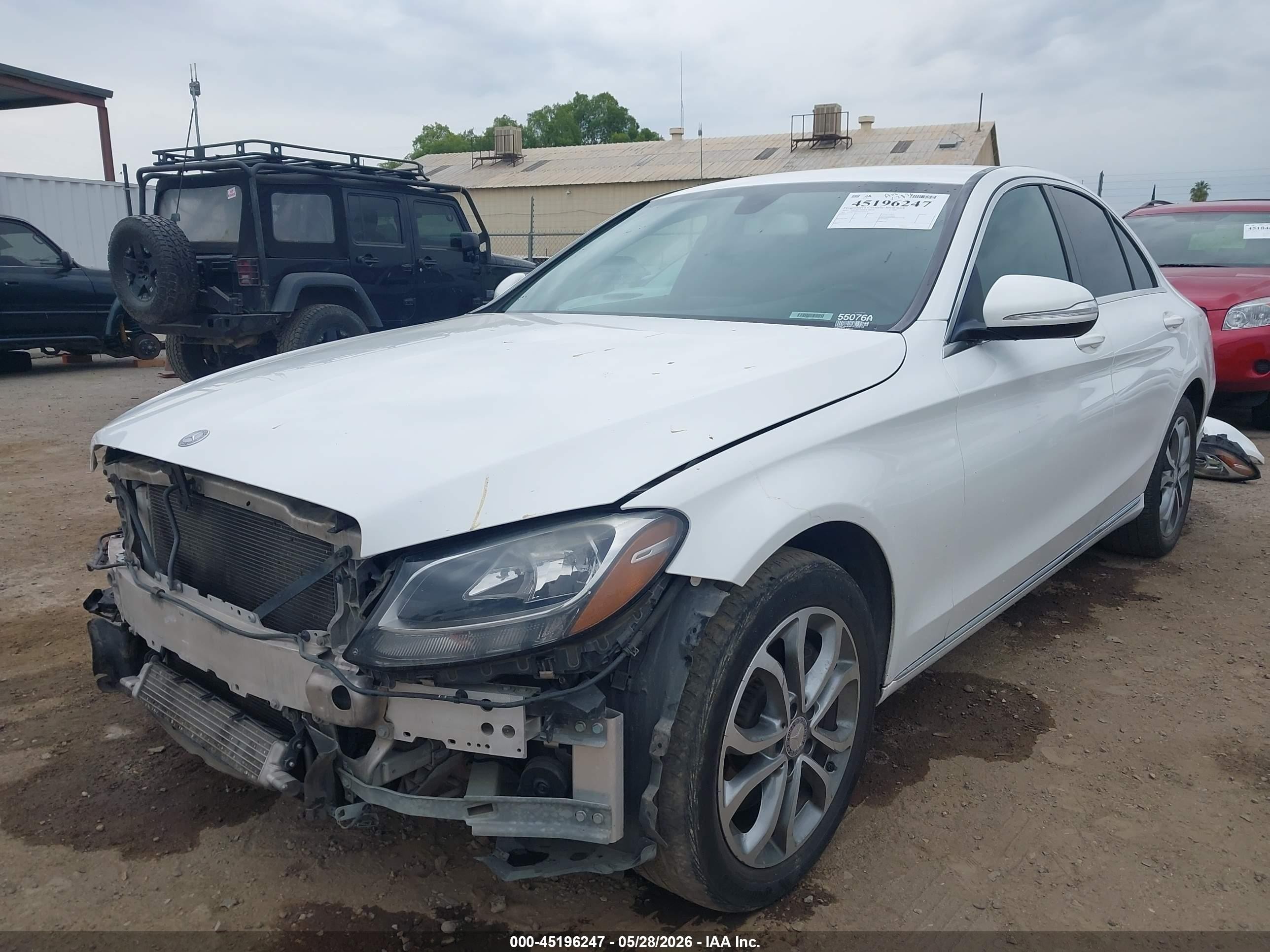 2015 Mercedes-benz C 300 4matic White vin: 55SWF4KB5FU022972