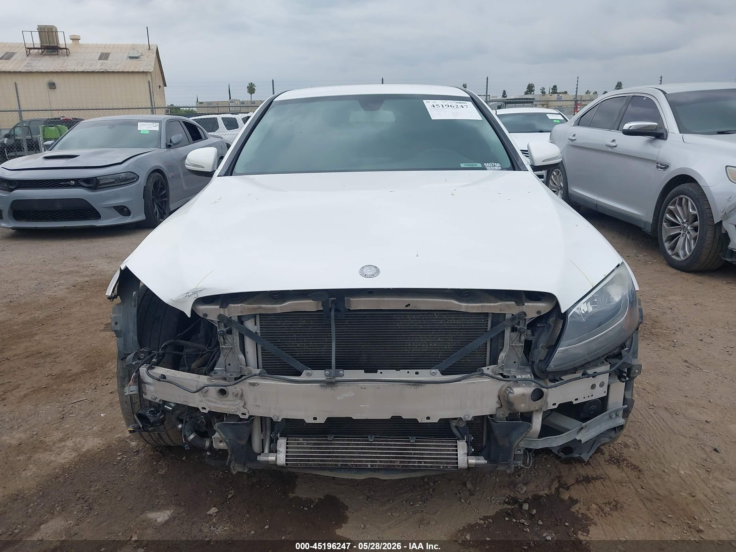 2015 Mercedes-benz C 300 4matic White vin: 55SWF4KB5FU022972