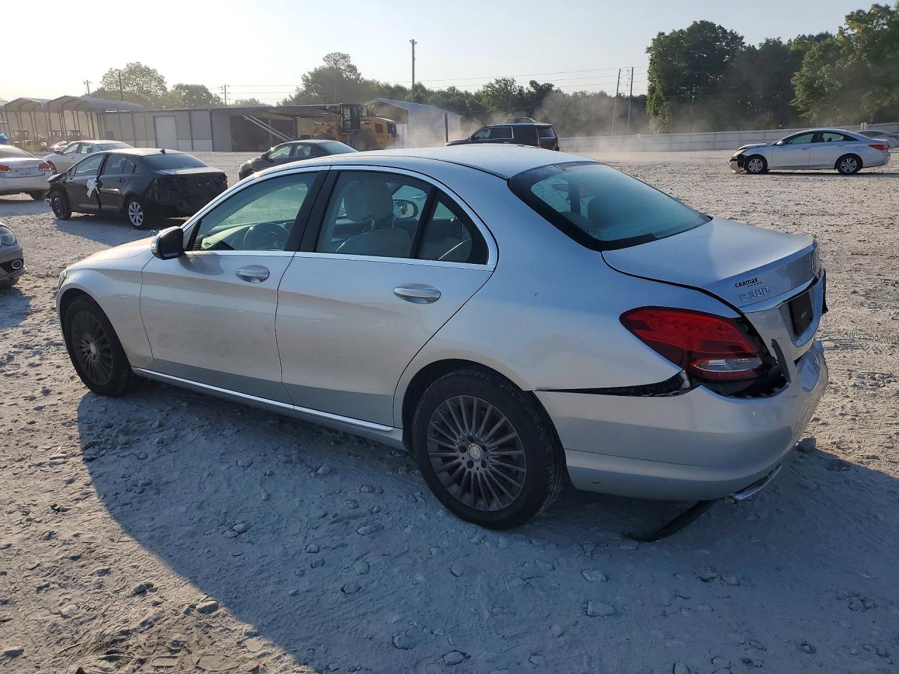 2015 Mercedes-benz C 300 4matic Серебряный vin: 55SWF4KB5FU030571