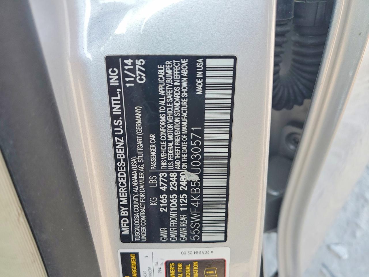 2015 Mercedes-benz C 300 4matic Серебряный vin: 55SWF4KB5FU030571