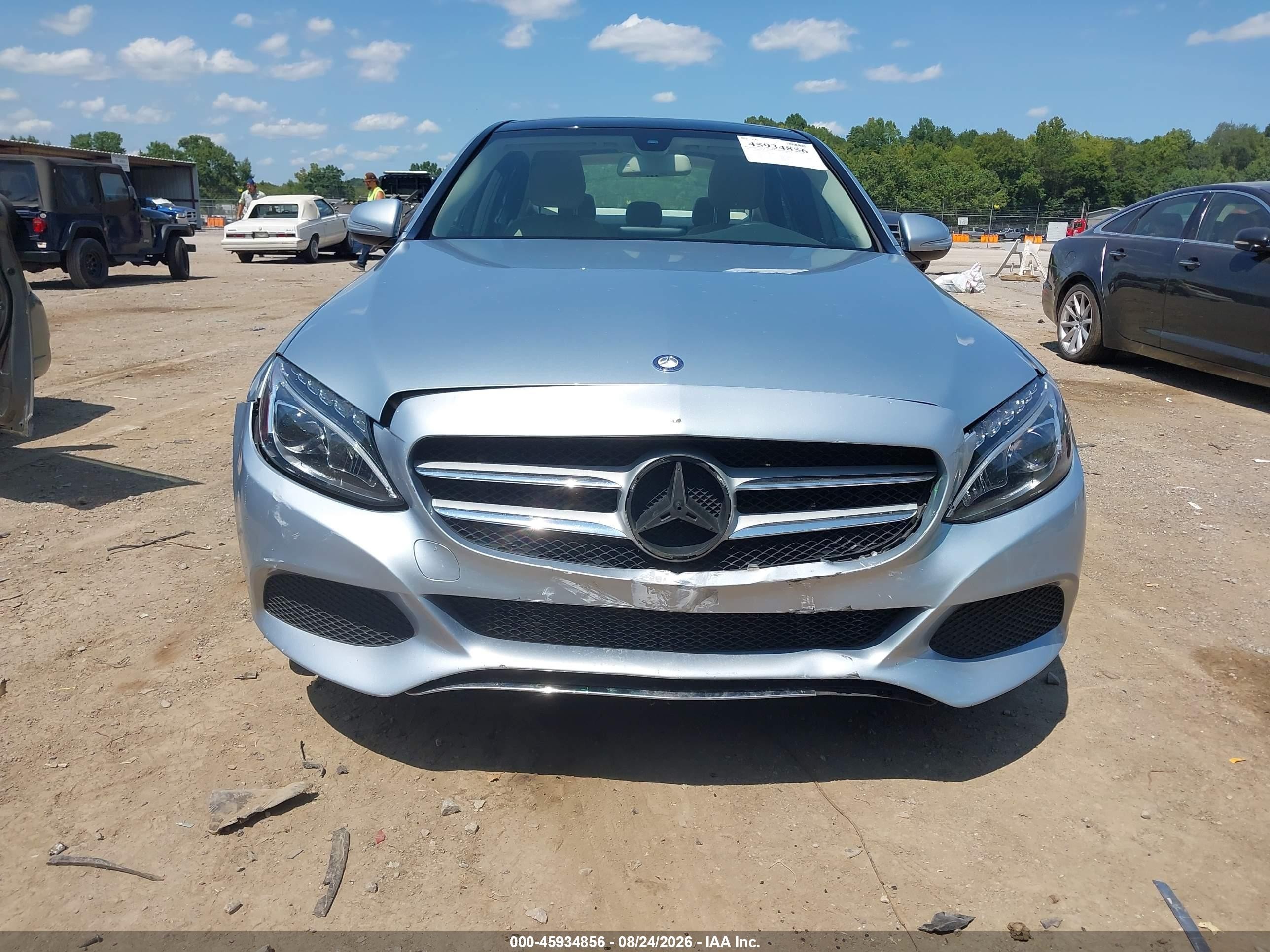 2015 Mercedes-benz C 300 4matic Silver vin: 55SWF4KB5FU037021