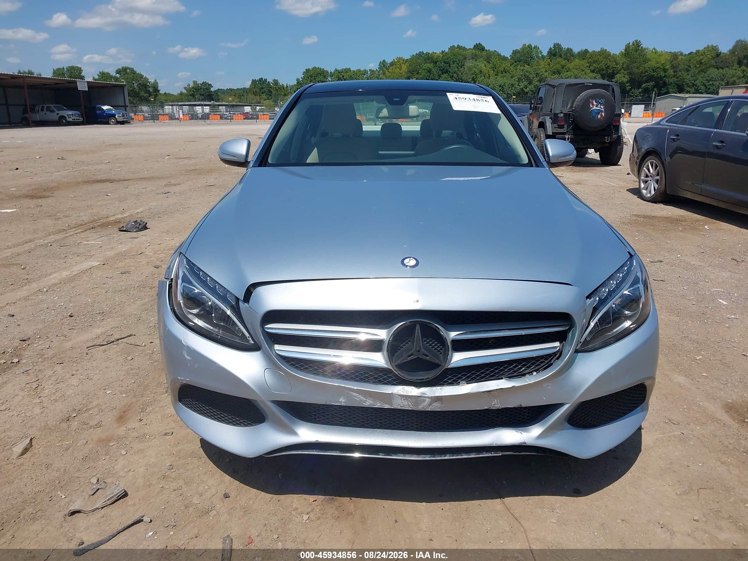 2015 Mercedes-benz C 300 4matic Silver vin: 55SWF4KB5FU037021