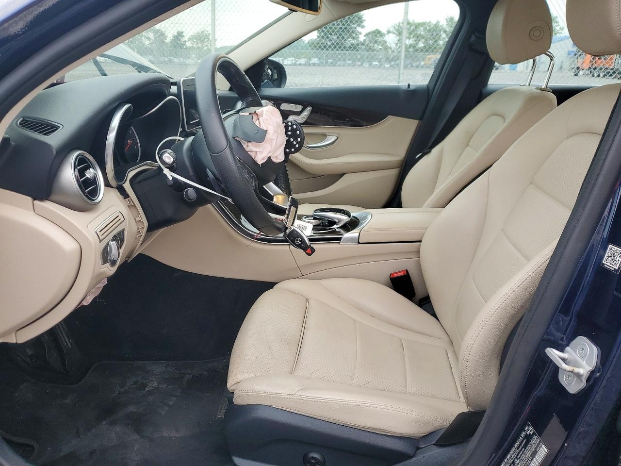 2015 Mercedes-benz C 300 4matic Blue vin: 55SWF4KB5FU078989