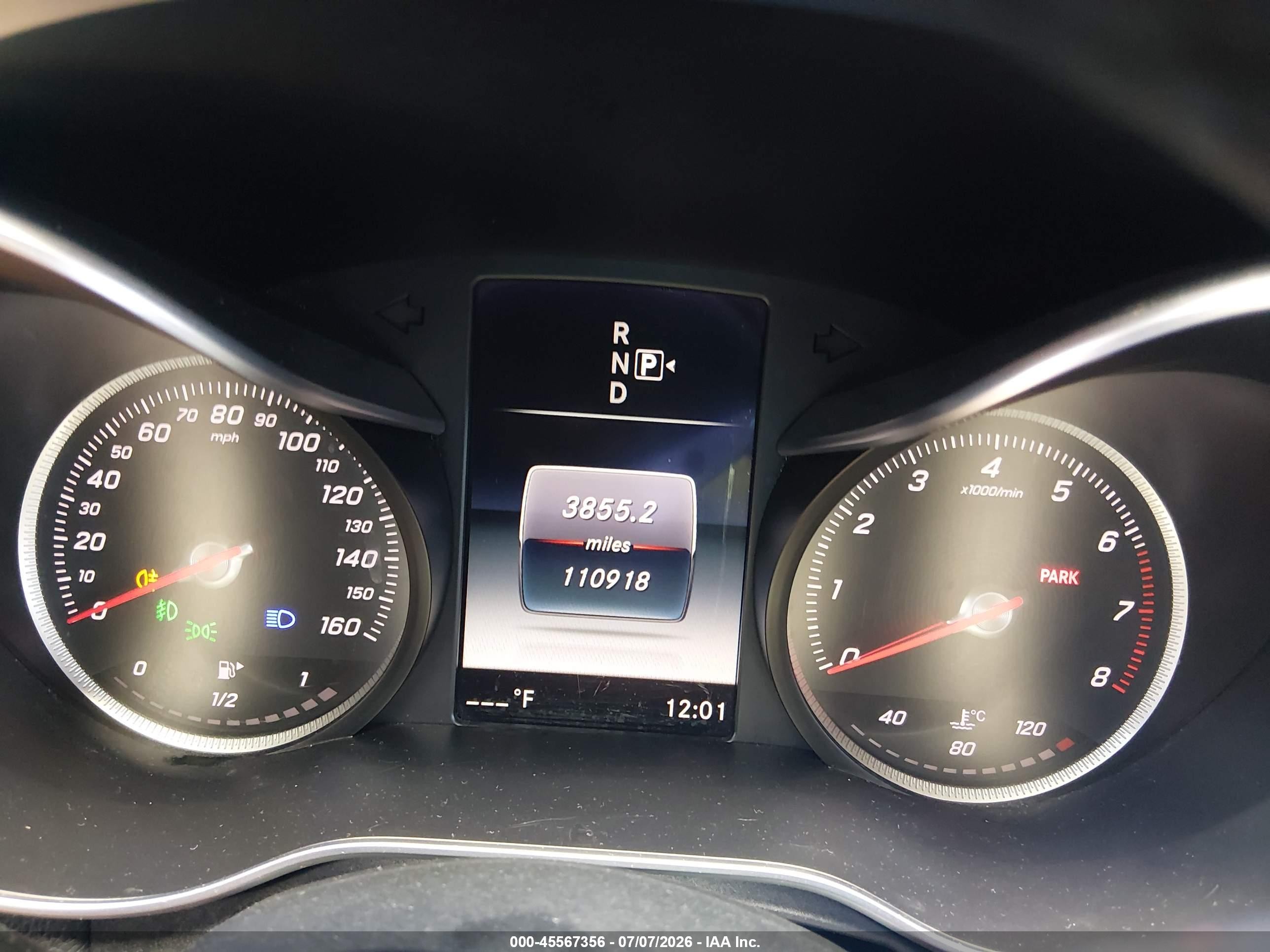 2015 Mercedes-benz C 300 Sport 4matic Черный vin: 55SWF4KB5FU080502