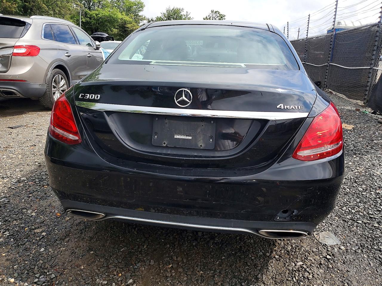 2015 Mercedes-benz C 300 4matic Black vin: 55SWF4KB5FU082735