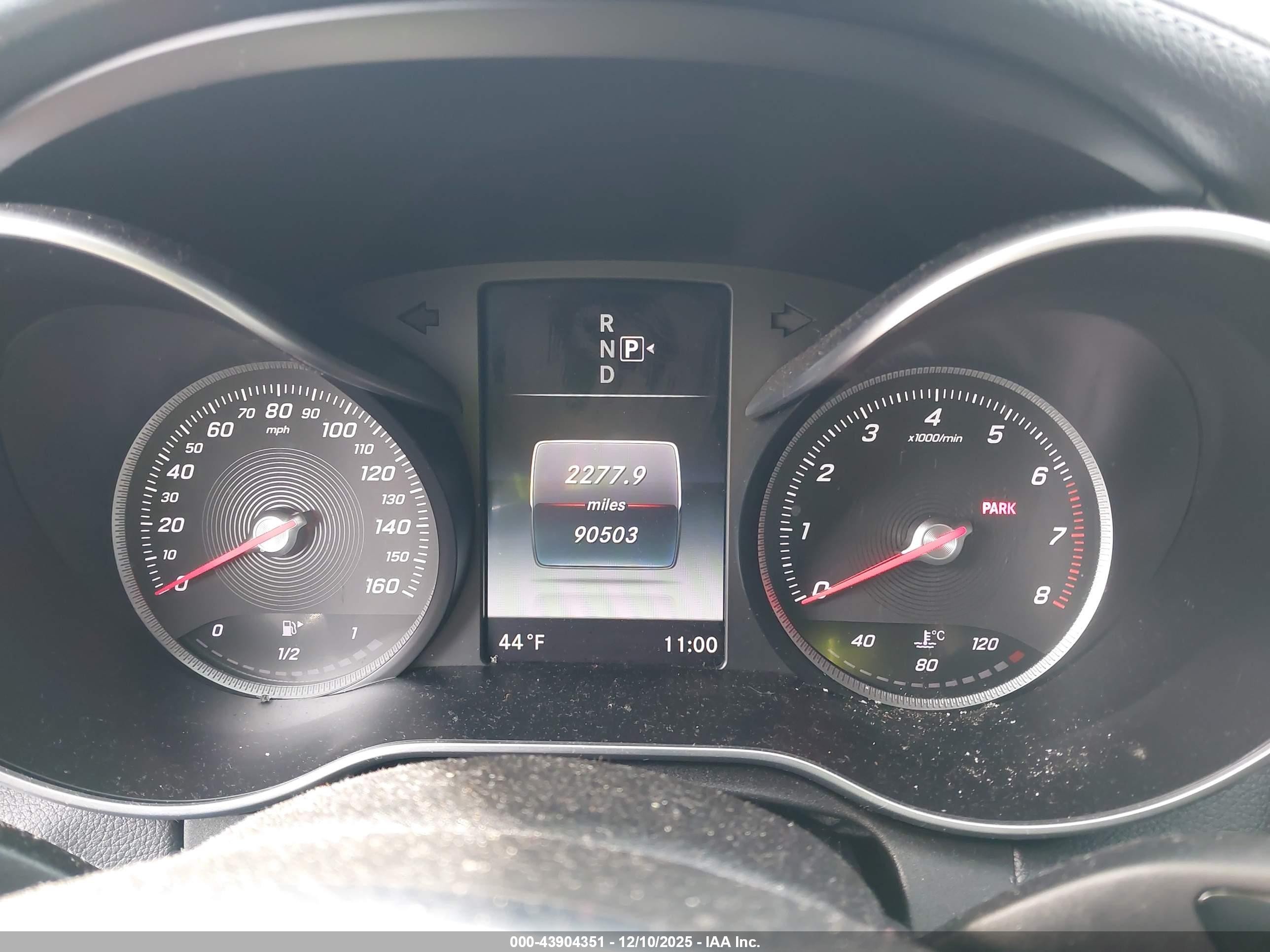 2015 Mercedes-benz C 300 Sport 4matic Черный vin: 55SWF4KB5FU086185