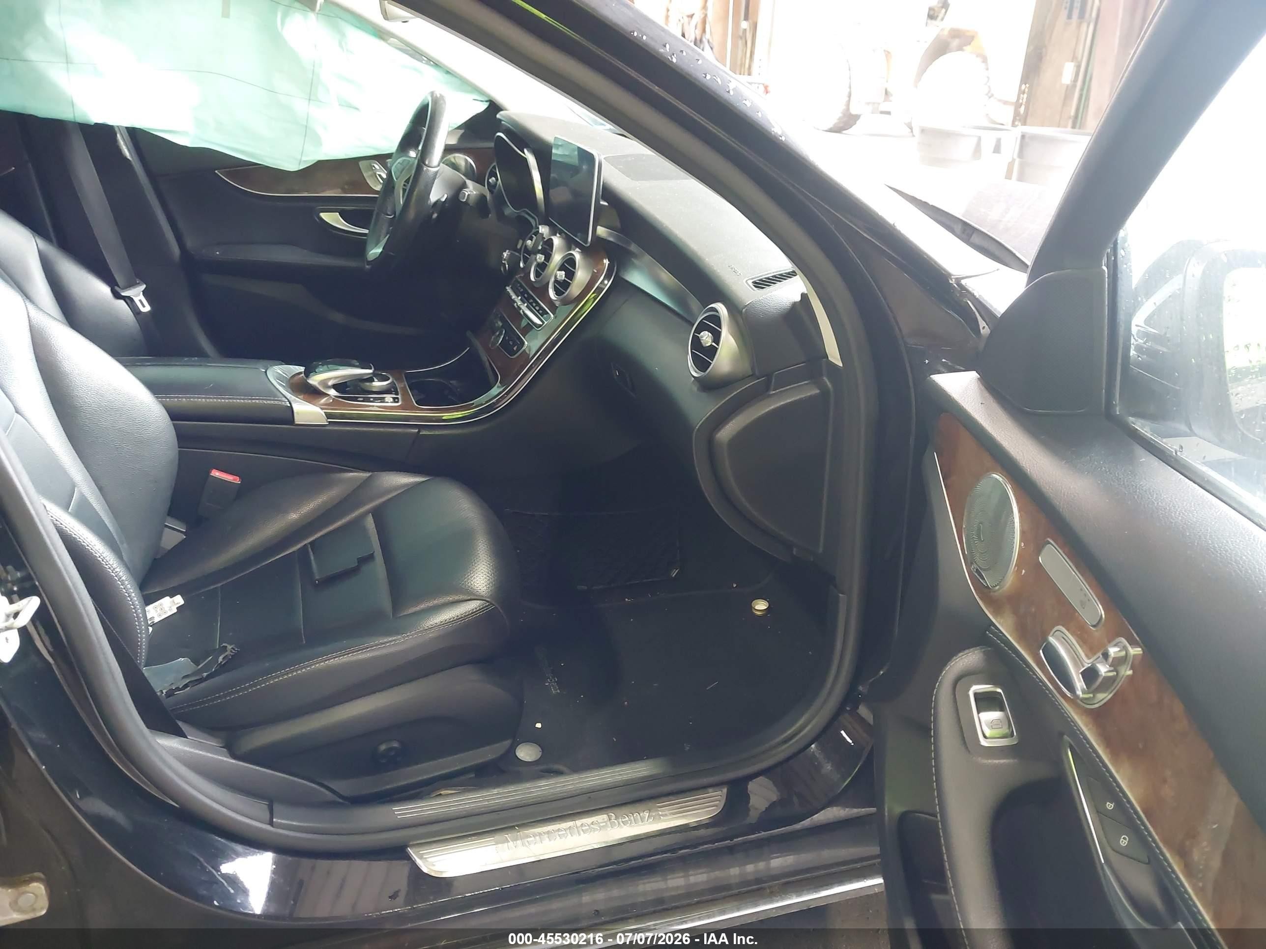 2015 Mercedes-benz C 300 4matic Black vin: 55SWF4KB6FU002228