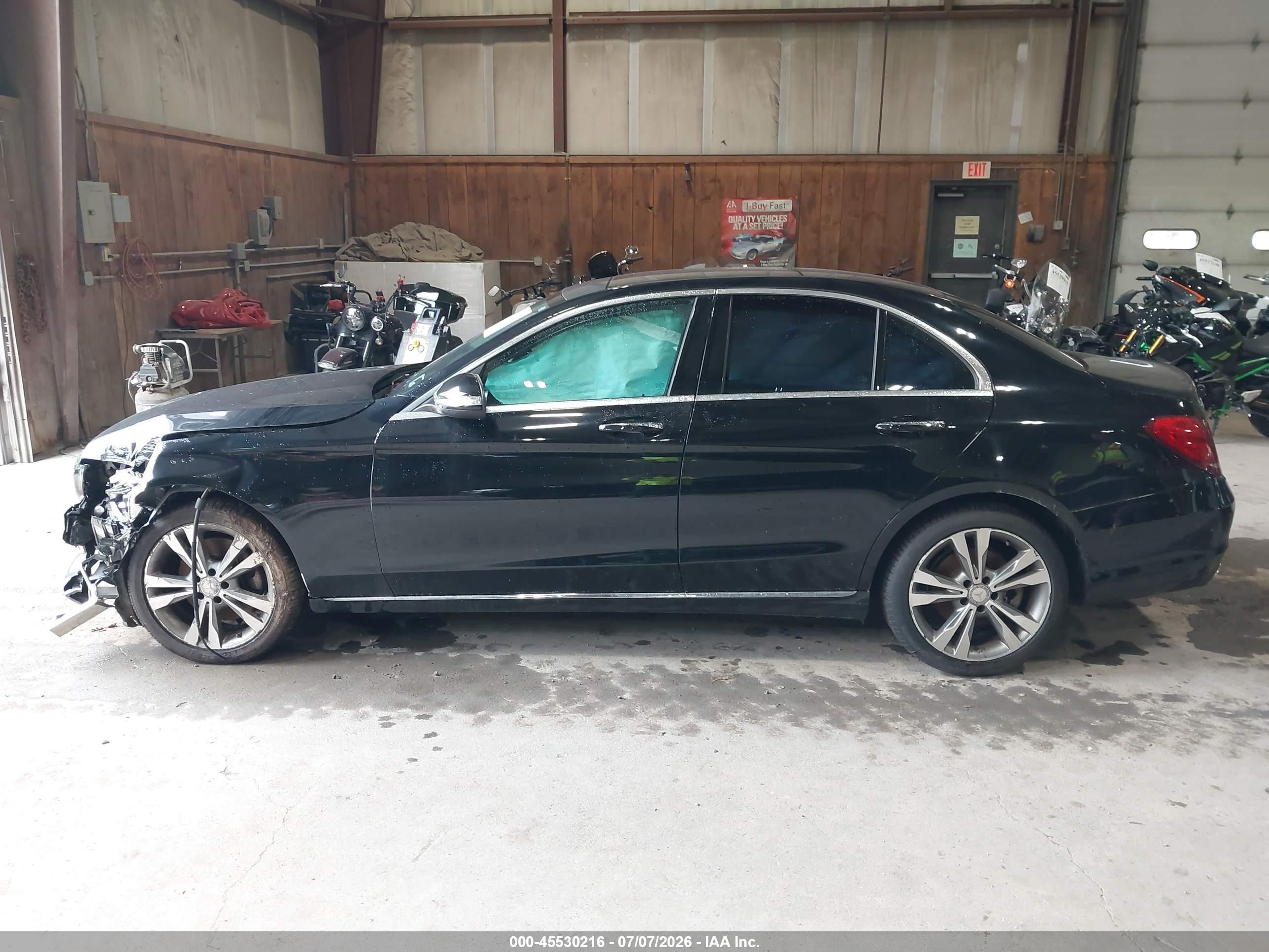 2015 Mercedes-benz C 300 4matic Black vin: 55SWF4KB6FU002228