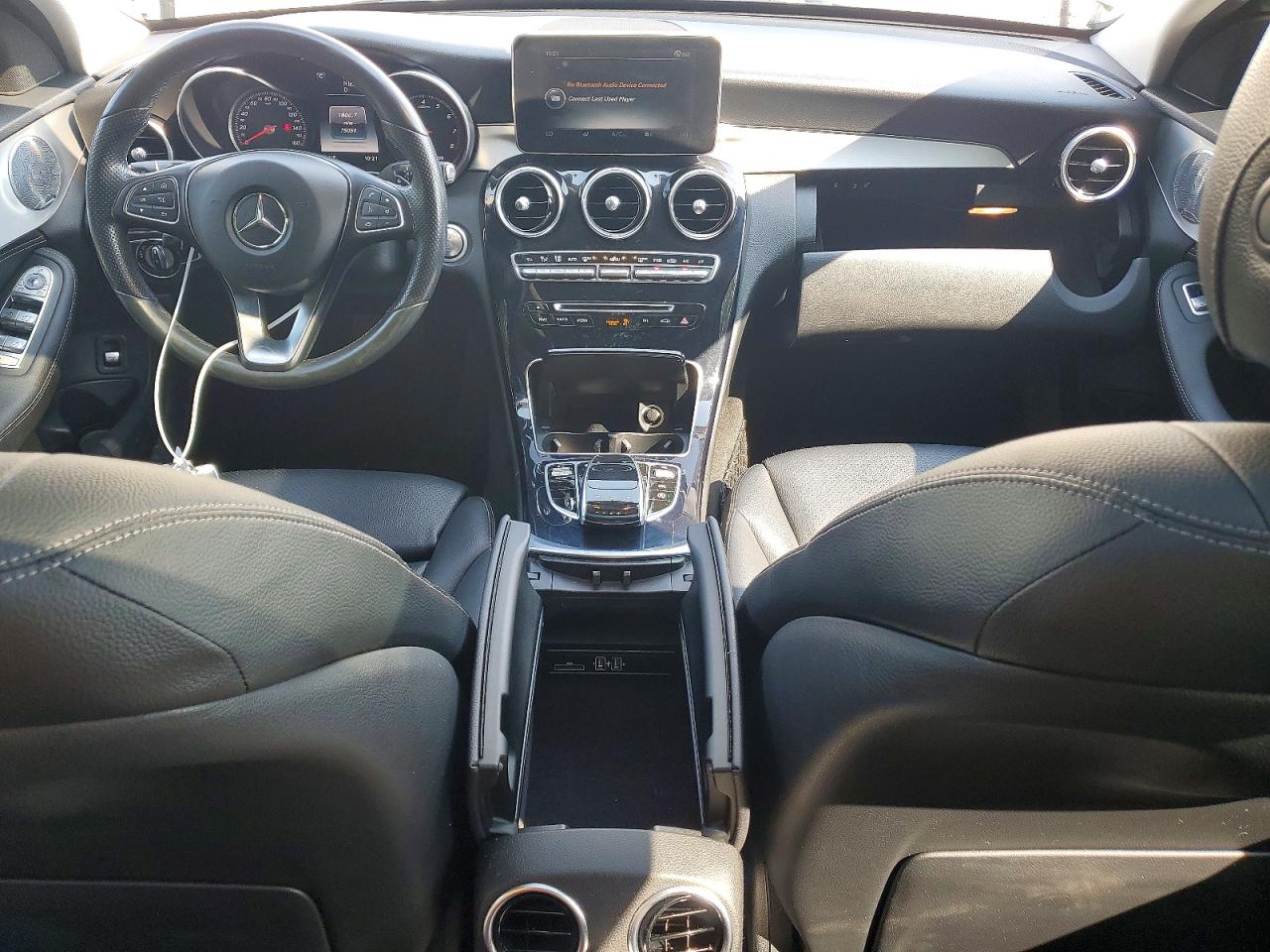 2015 Mercedes-benz C 300 4matic White vin: 55SWF4KB6FU007798