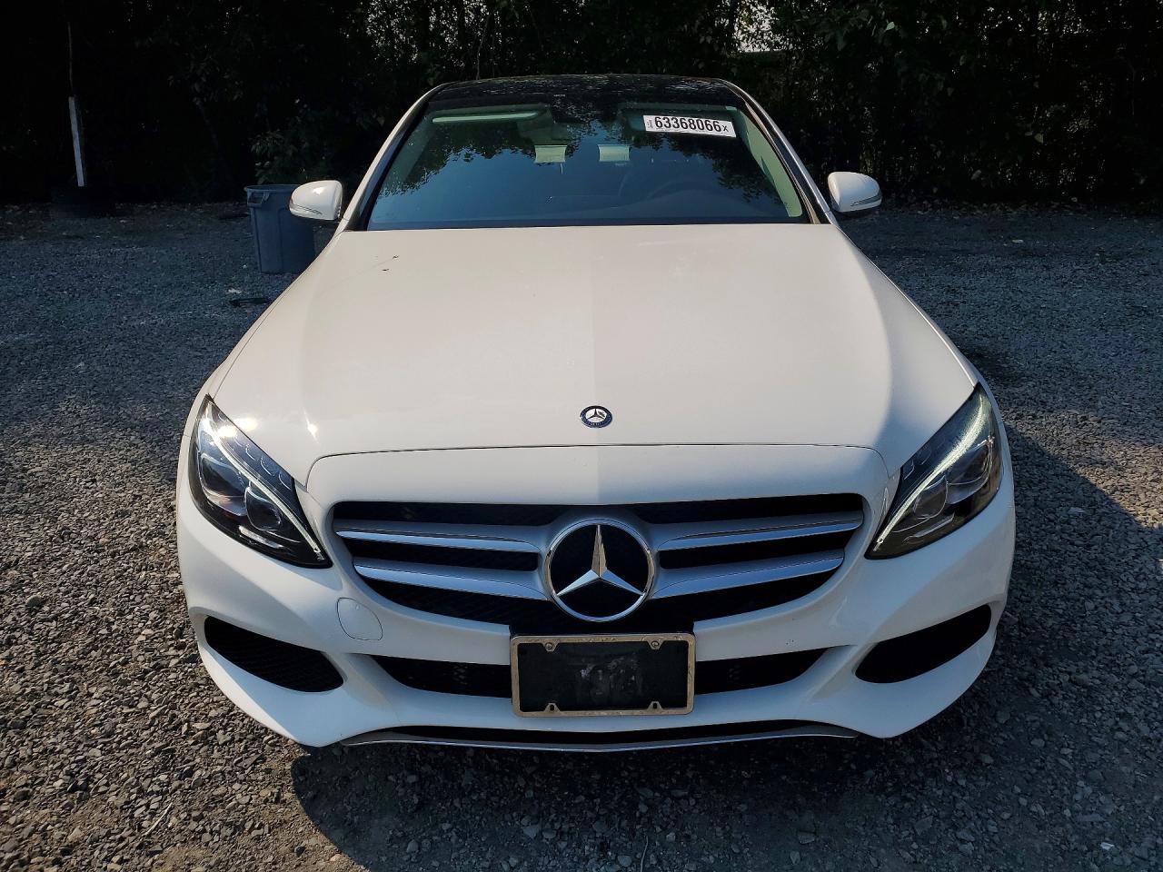 2015 Mercedes-benz C 300 4matic White vin: 55SWF4KB6FU007798