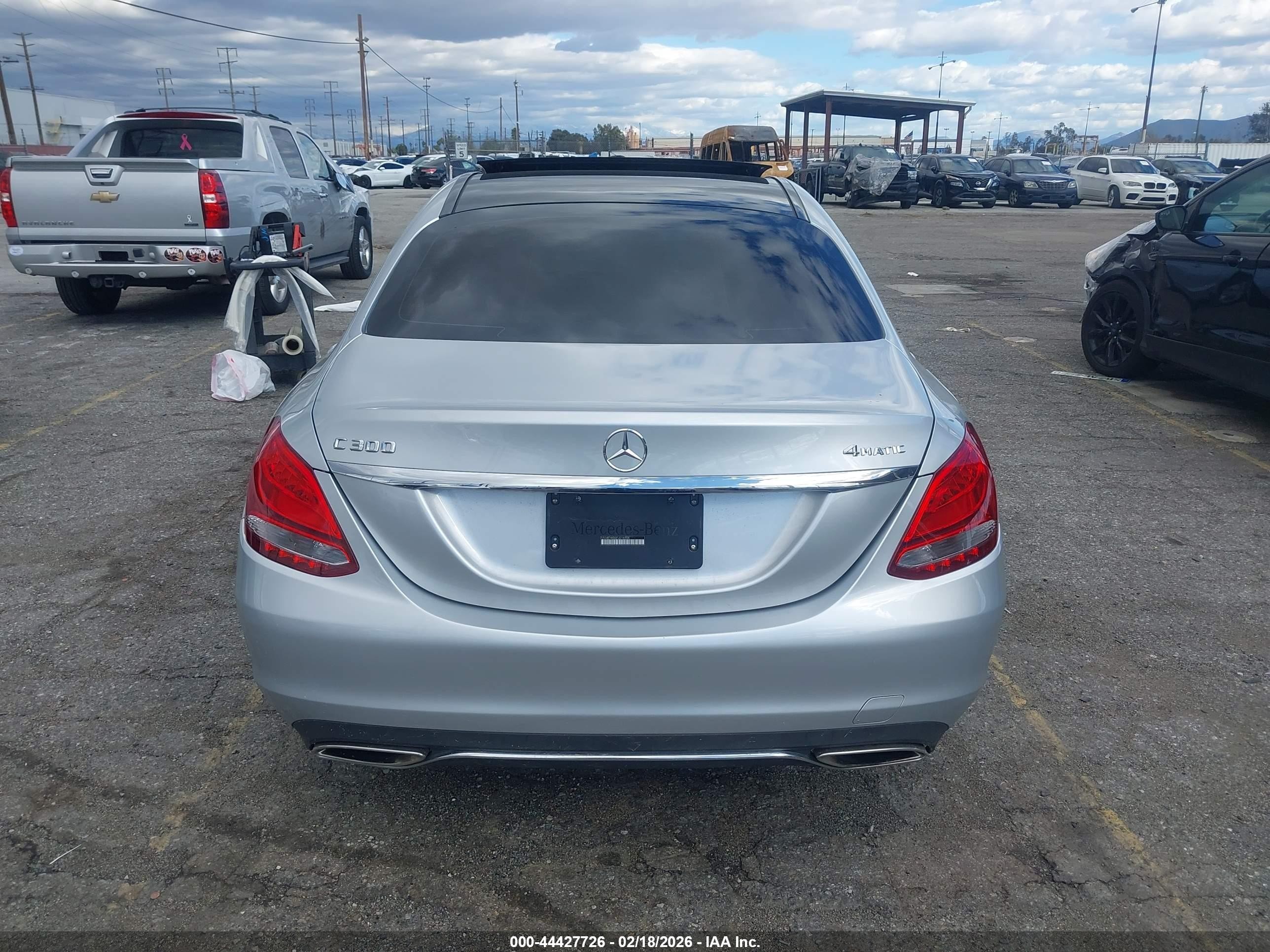 2015 Mercedes-benz C 300 4matic Silver vin: 55SWF4KB6FU014508
