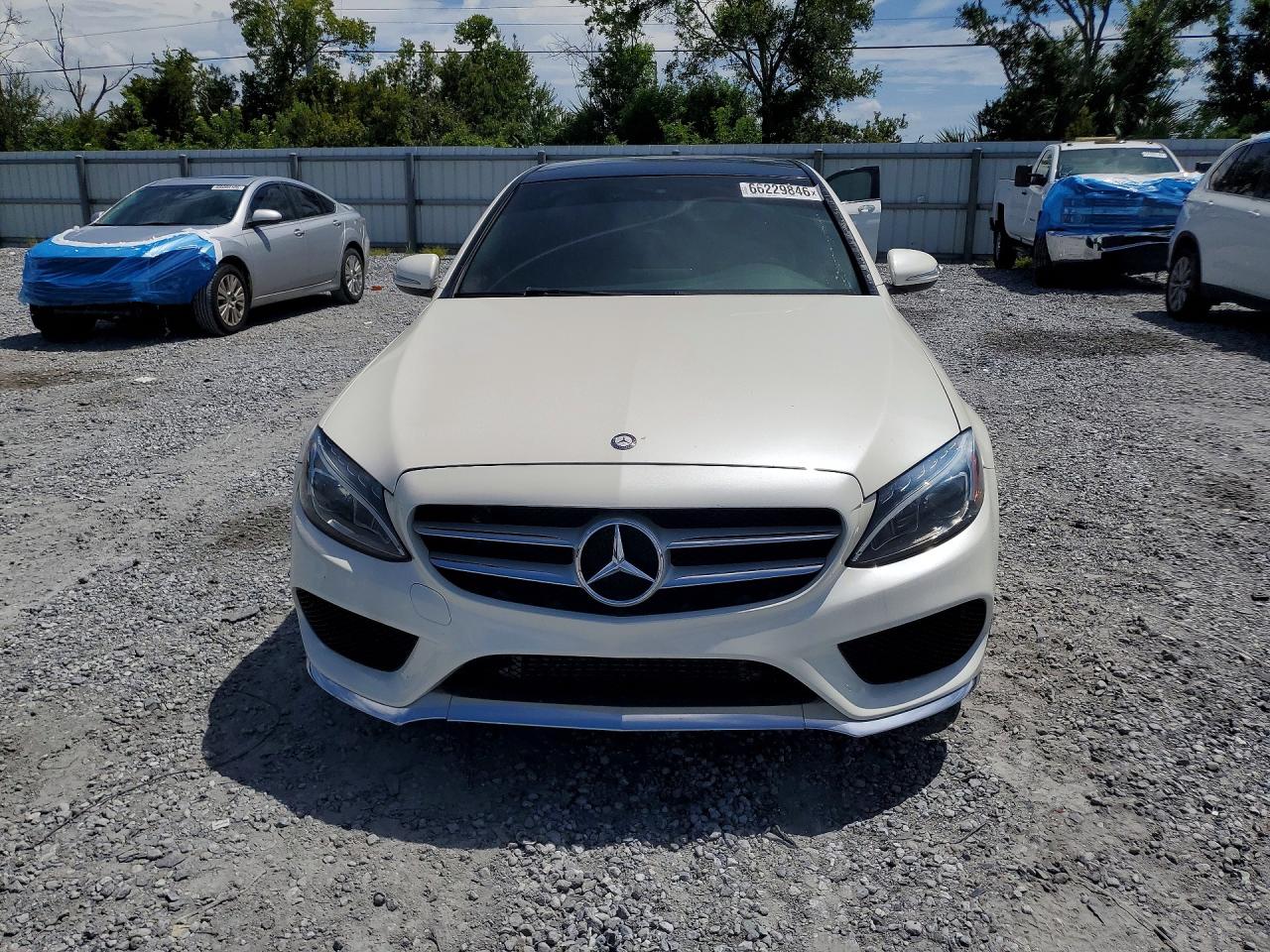 2015 Mercedes-benz C 300 4matic White vin: 55SWF4KB6FU015075
