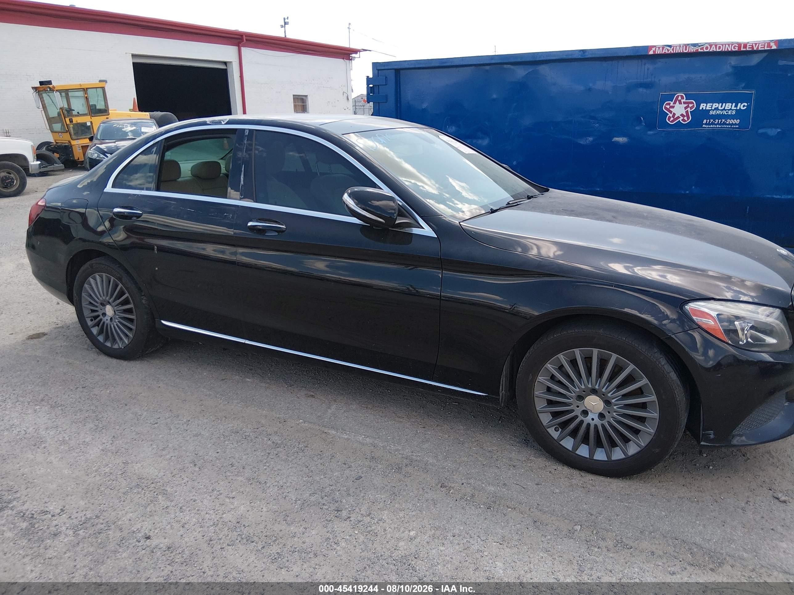 2015 Mercedes-benz C 300 4matic Black vin: 55SWF4KB6FU018588