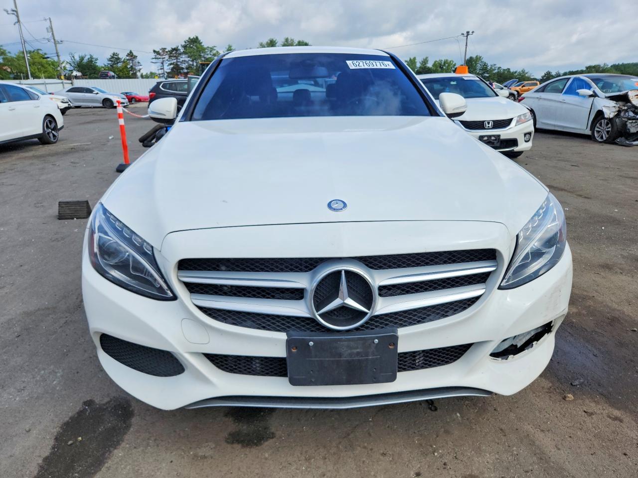 2015 Mercedes-benz C 300 4matic White vin: 55SWF4KB6FU021023