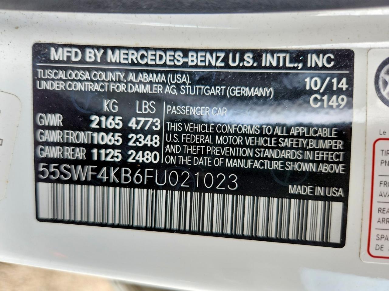 2015 Mercedes-benz C 300 4matic White vin: 55SWF4KB6FU021023