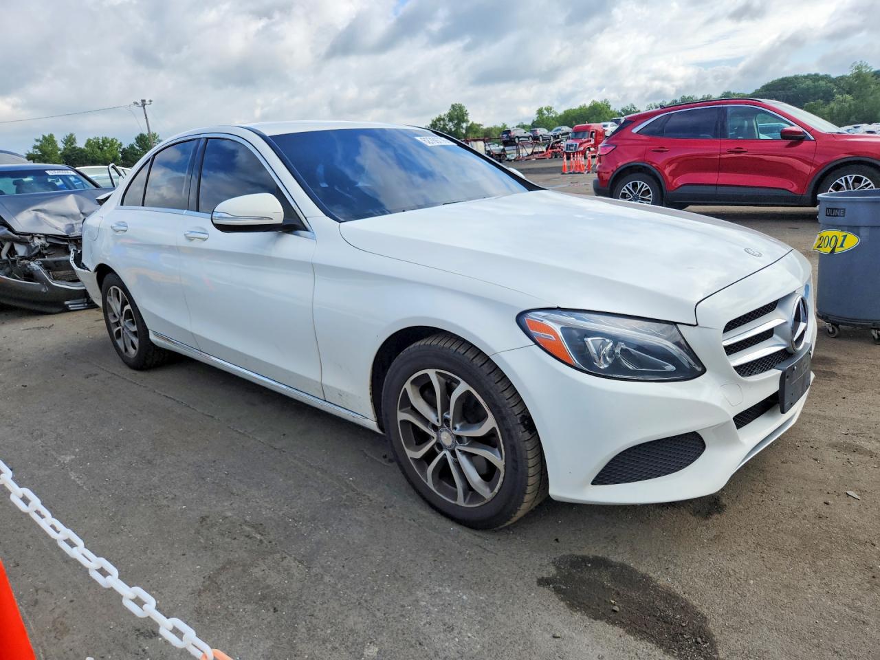 2015 Mercedes-benz C 300 4matic White vin: 55SWF4KB6FU021023