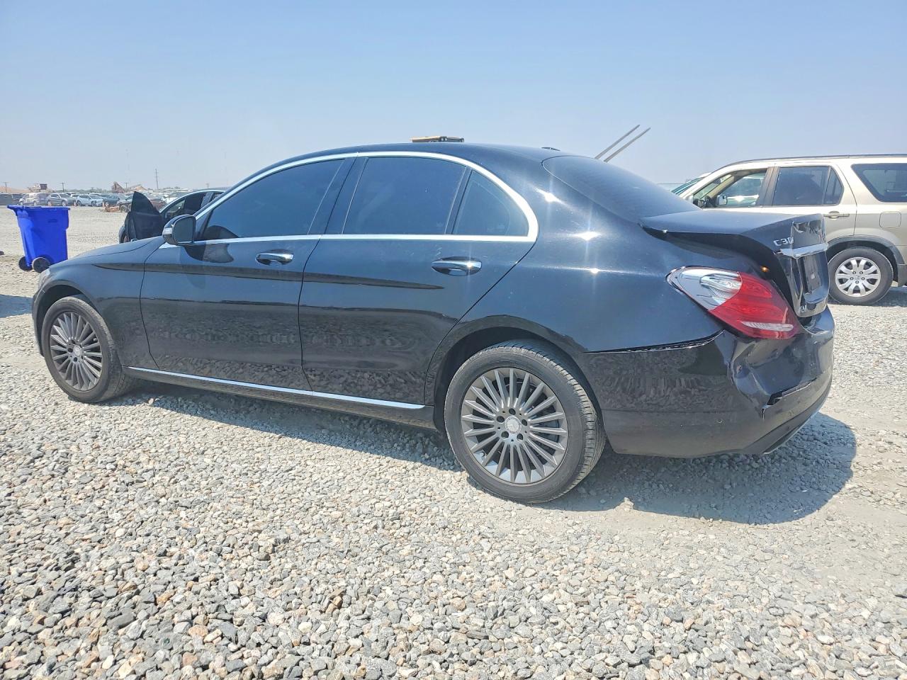 2015 Mercedes-benz C 300 4matic Black vin: 55SWF4KB6FU031969