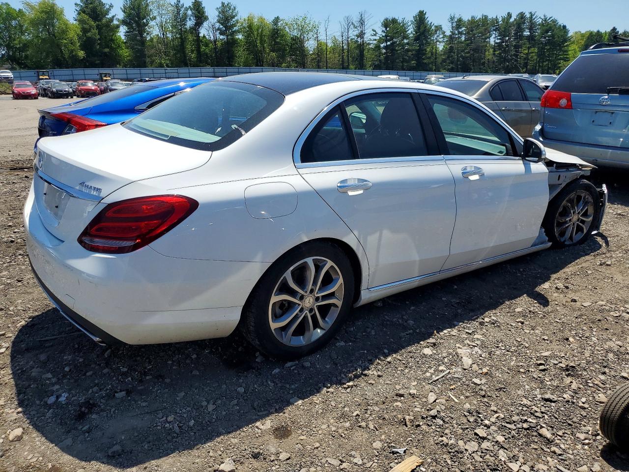 2015 Mercedes-benz C 300 4matic White vin: 55SWF4KB6FU033687