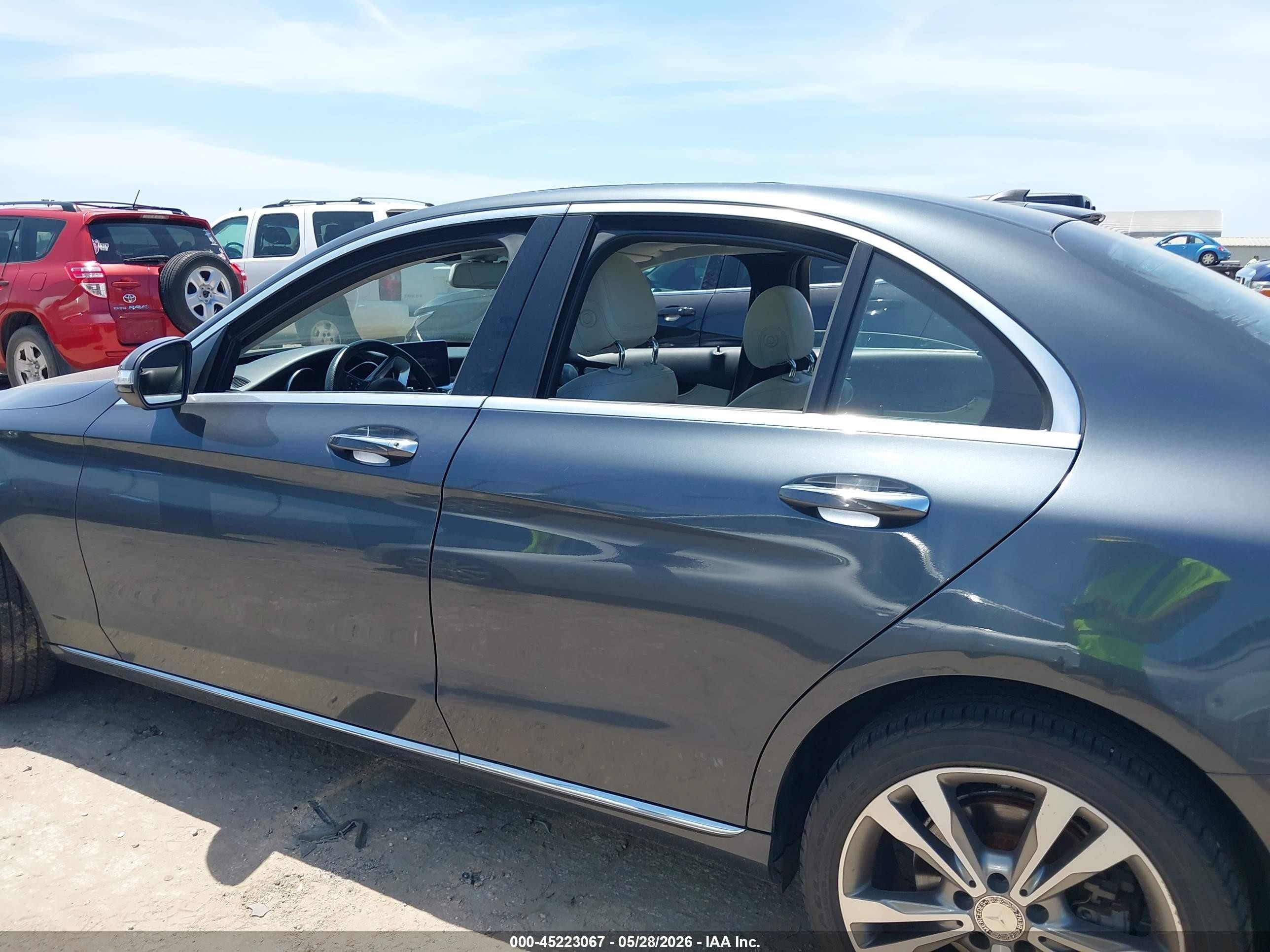 2015 Mercedes-benz C 300 4matic Gray vin: 55SWF4KB6FU039232