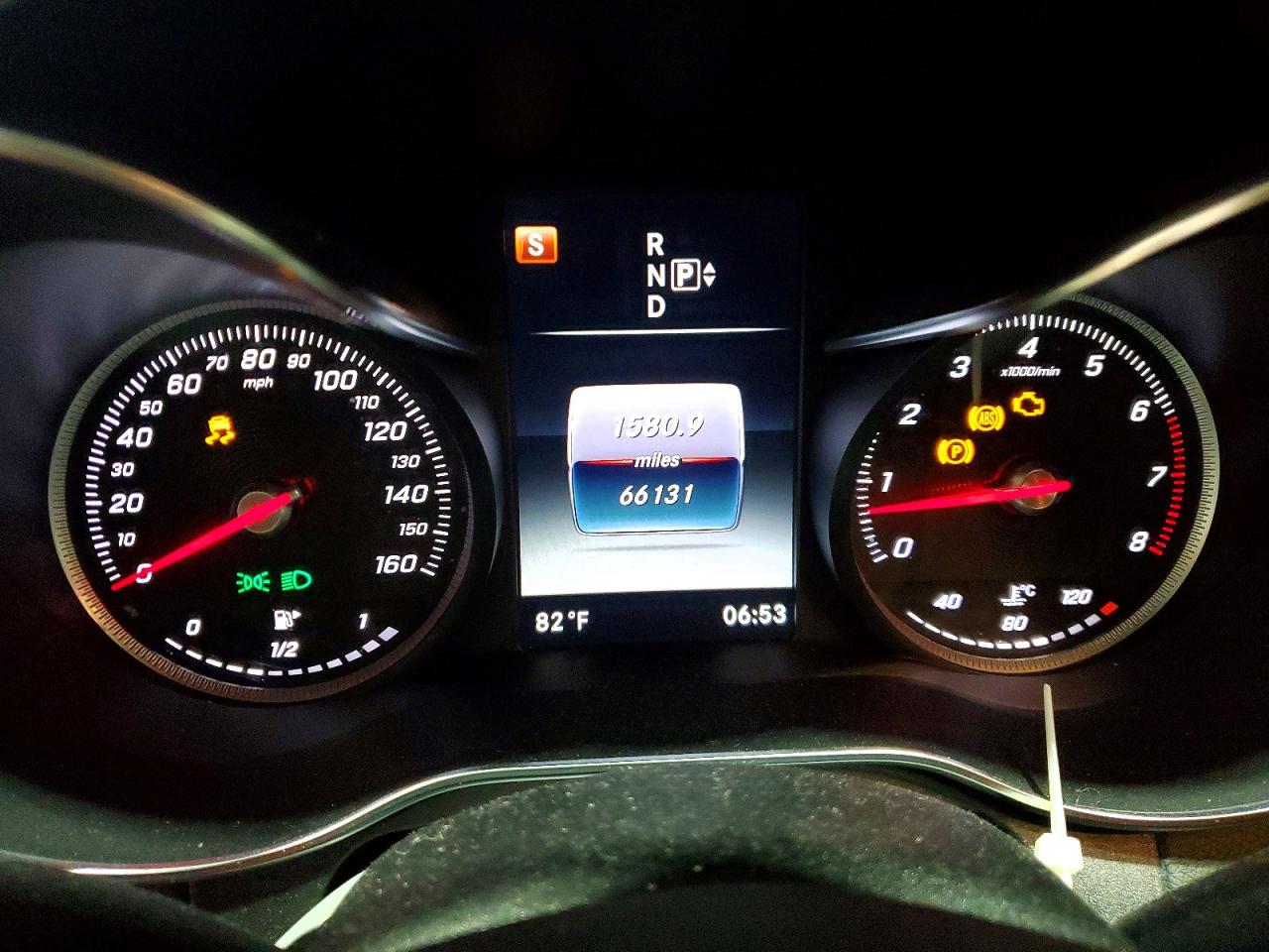 2015 Mercedes-benz C 300 4matic Черный vin: 55SWF4KB6FU049176