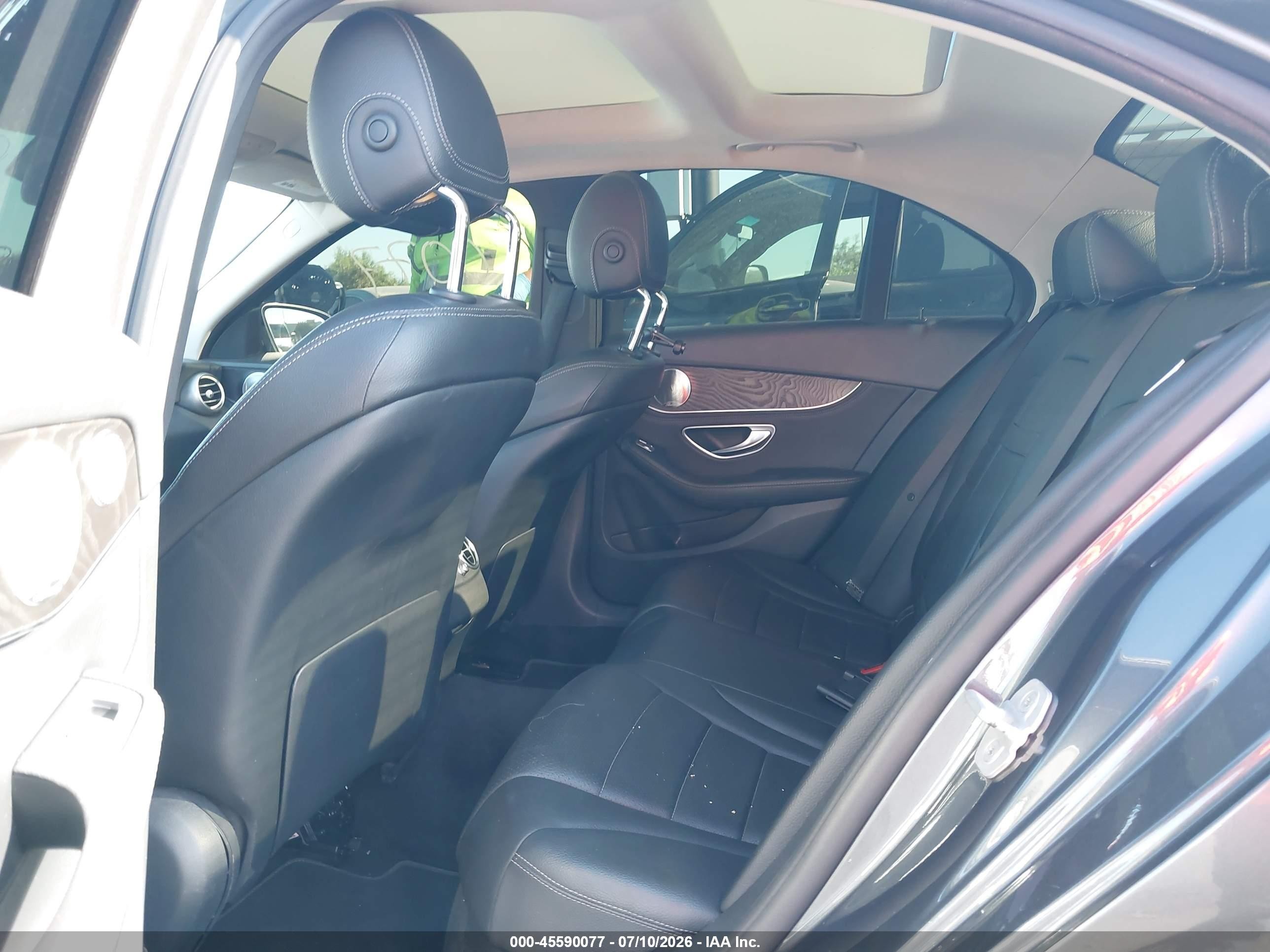 2015 Mercedes-benz C 300 4matic Gray vin: 55SWF4KB6FU053227